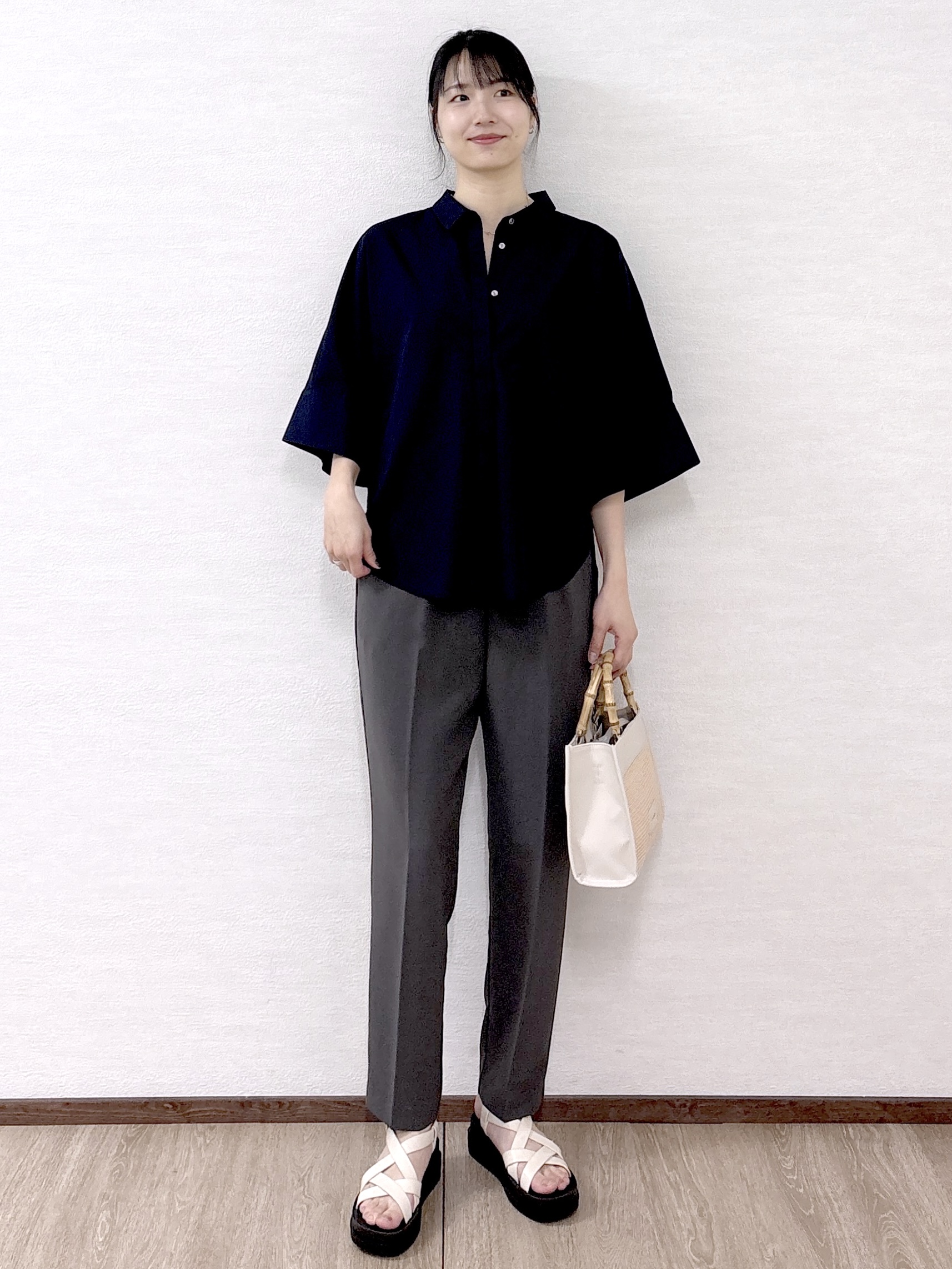 sachikoさんの「OPAQUE.CLIP｜【接触冷感】ハーフスリーブシャツ《洗濯機OK／防シワ加工》」を使ったコーディネート