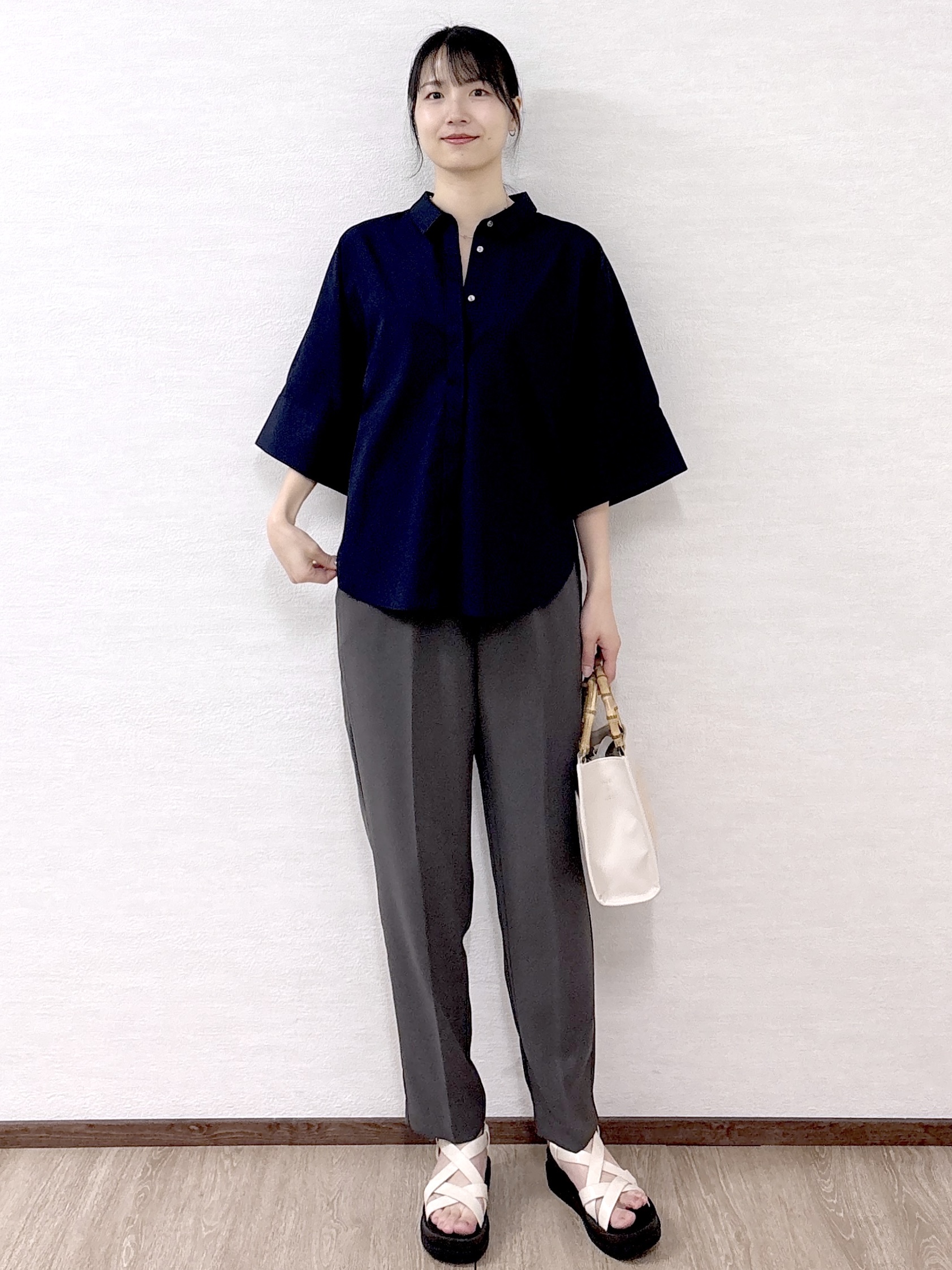 sachikoさんの「OPAQUE.CLIP｜【接触冷感】ハーフスリーブシャツ《洗濯機OK／防シワ加工》」を使ったコーディネート