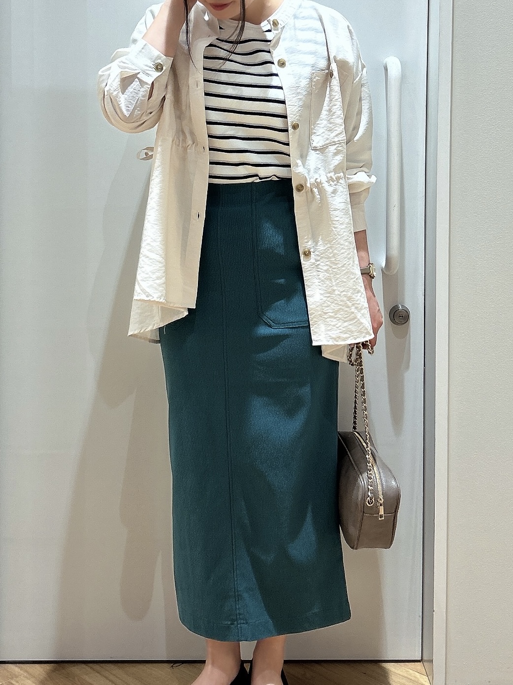 みいさんの「grove｜【シリーズ累計36万枚/UVカット・ひんやり・洗濯機OK】やわらかドライタッチ 五分袖クルーネックニ」を使ったコーディネート