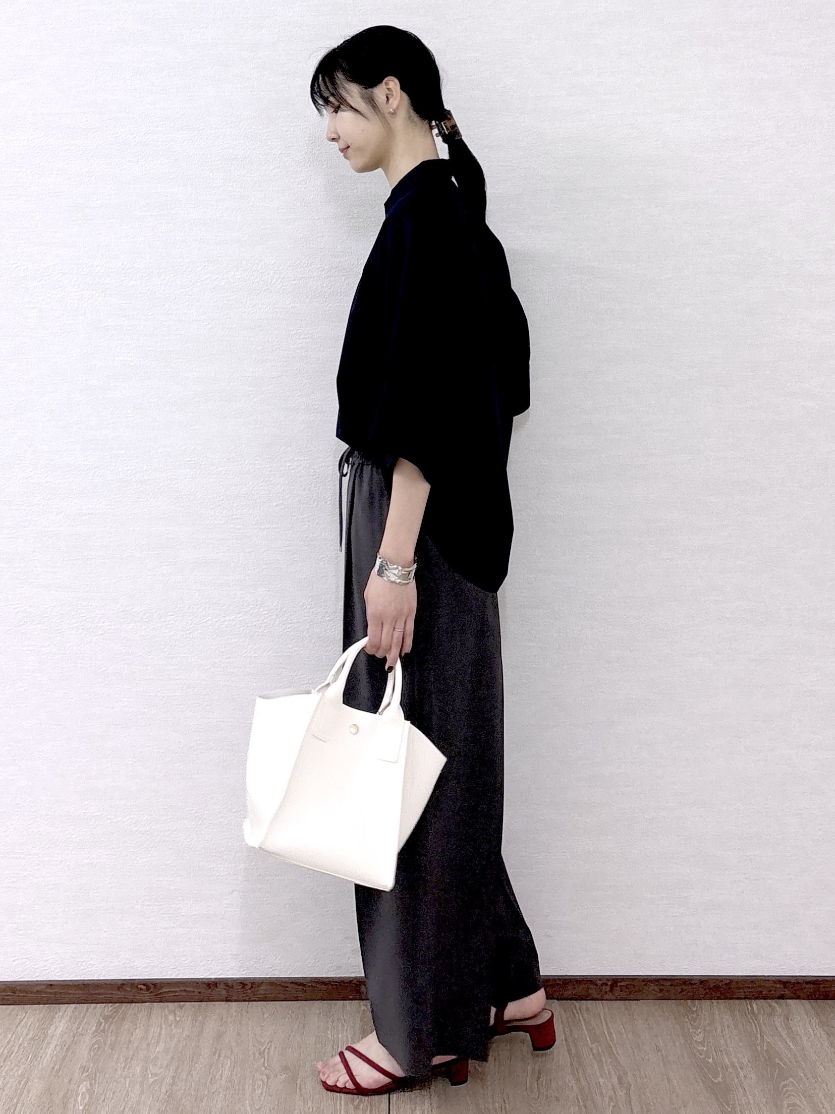 sachikoさんの「OPAQUE.CLIP｜【接触冷感】ハーフスリーブシャツ《洗濯機OK／防シワ加工》」を使ったコーディネート