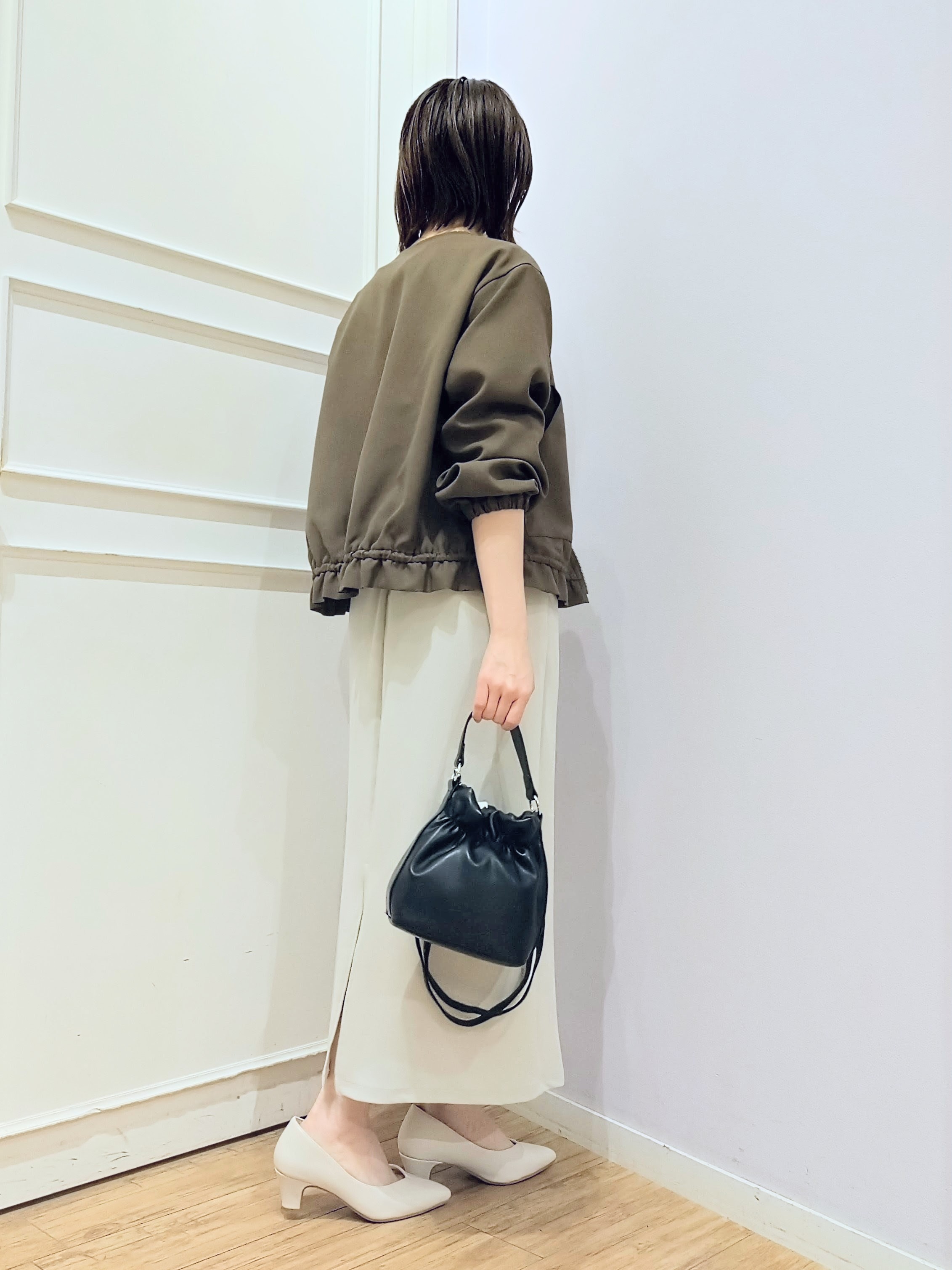 miomioさんの「SHOO･LA･RUE｜【セットアップ可/洗濯機可】上品チェックが好印象 ゆるさら6分袖ブラウス」を使ったコーディネート