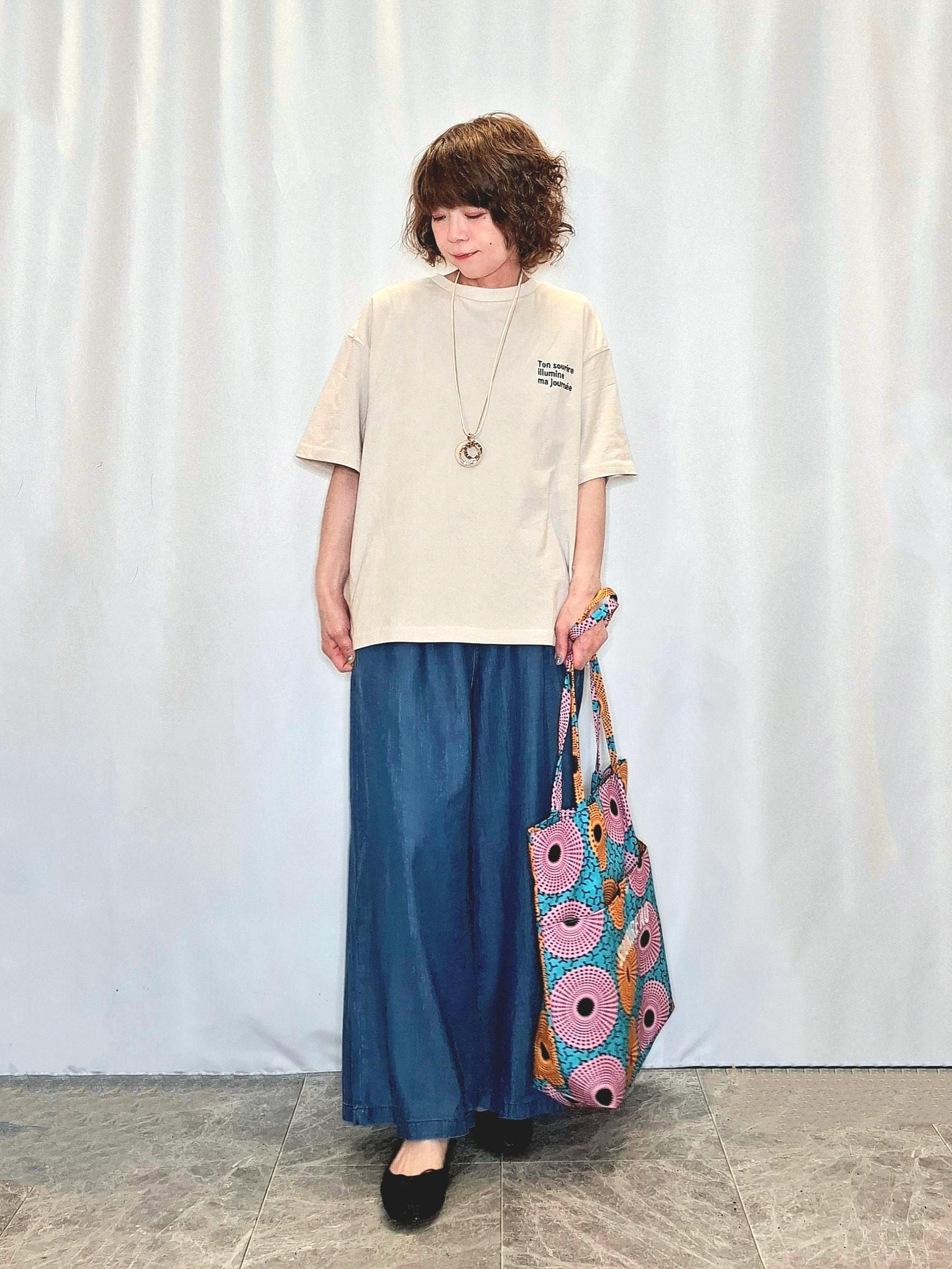 ぬーさんの「SHOO･LA･RUE｜【綿100%/S-LL/プチプラ】ゆるシルエット シンプルTシャツ」を使ったコーディネート