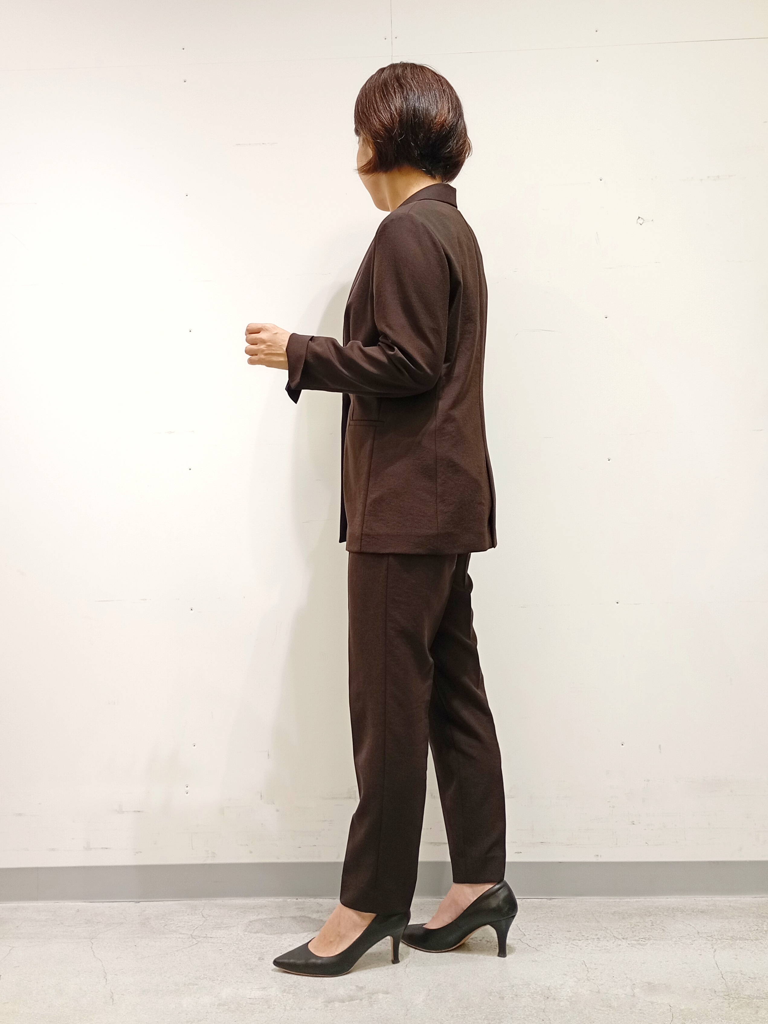 Kさんの「INDIVI｜【洗える／UVケア】幾何学柄＆無地 タックVネック 半袖ブラウス」を使ったコーディネート