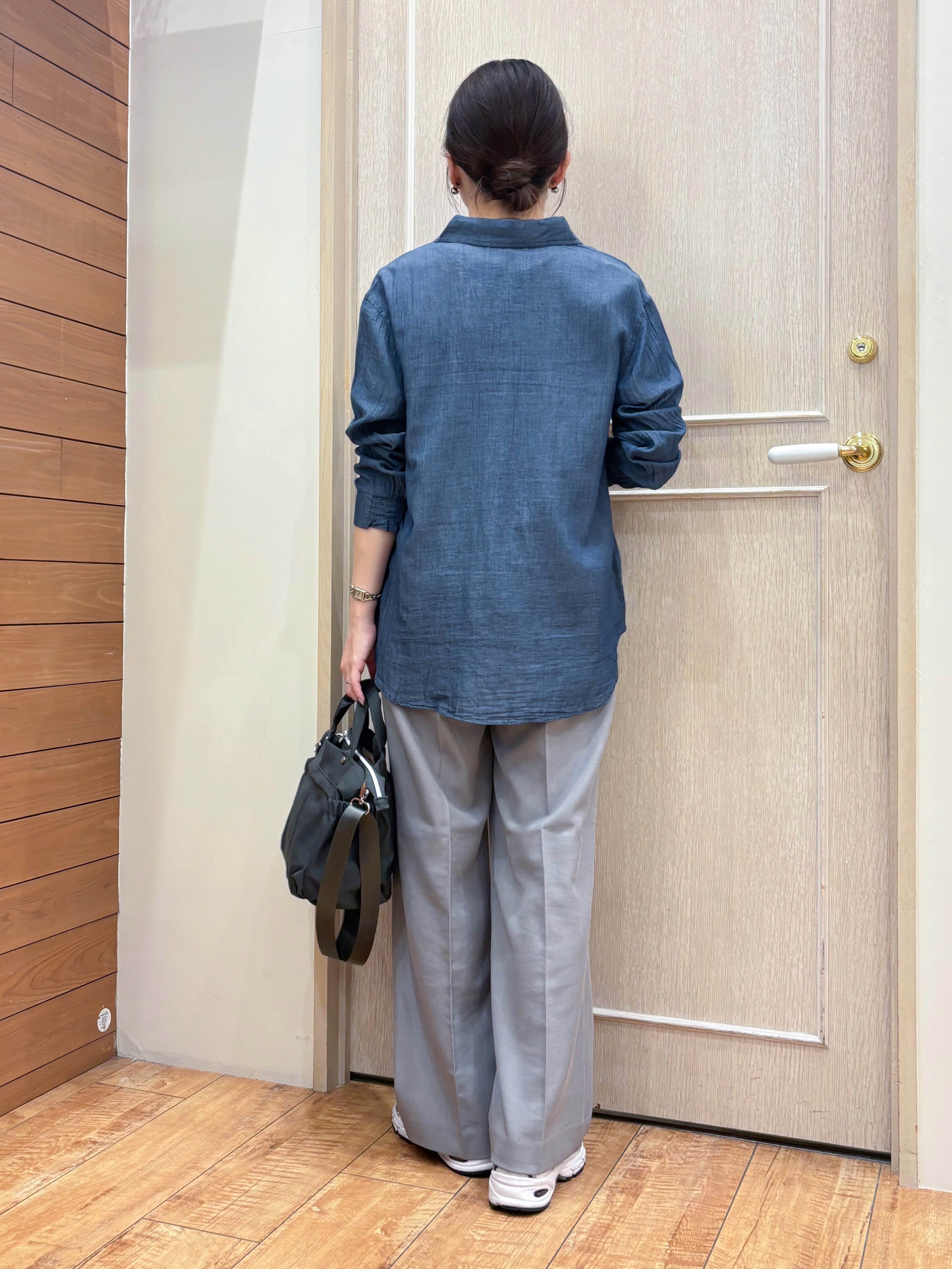 なみさんの「SHOO･LA･RUE｜【S-LL/プチプラ/柄が選べる】上品プリントTシャツ」を使ったコーディネート