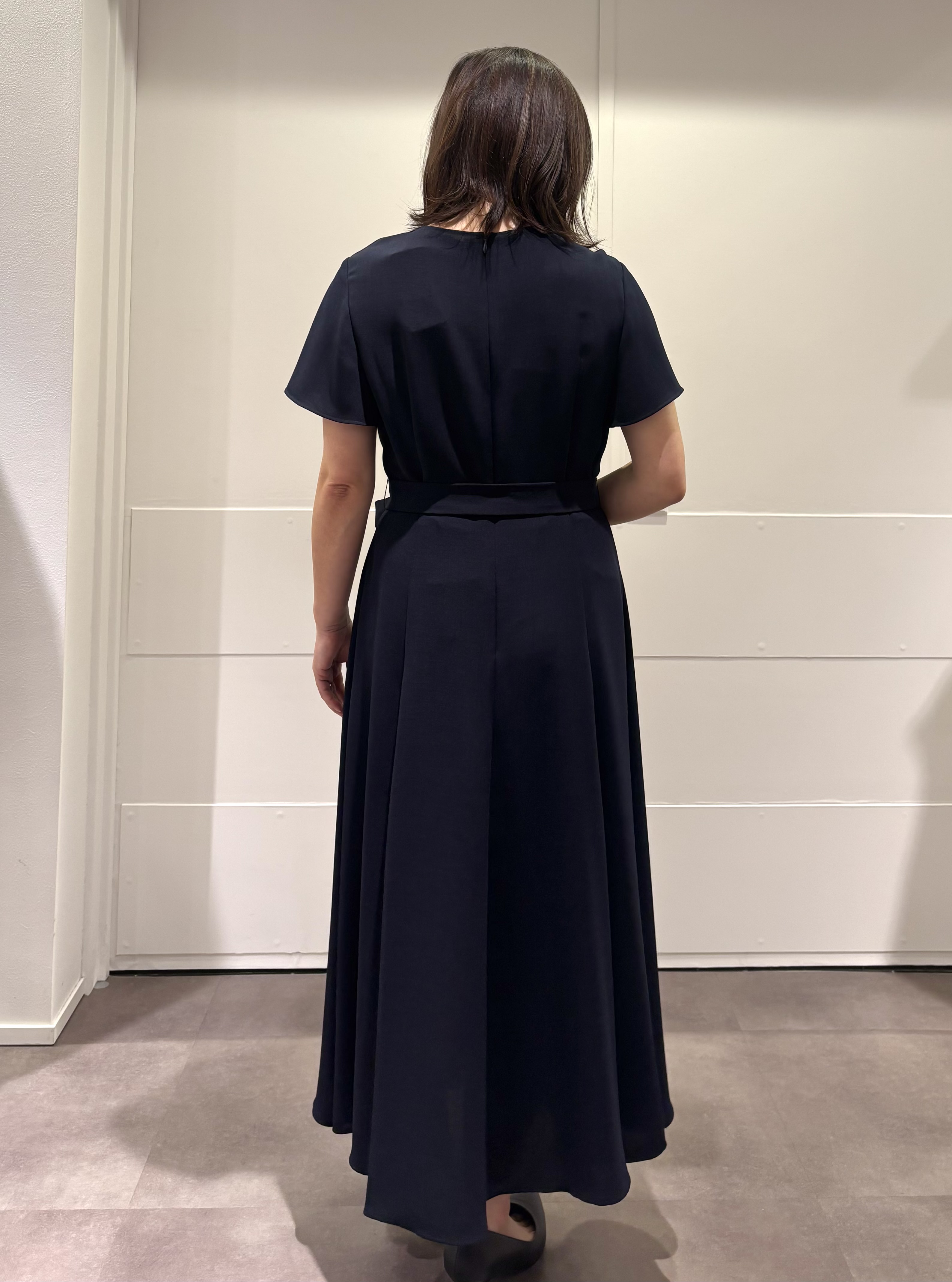 TOKOさんの「UNTITLED｜【接触冷感/吸水速乾/洗える】ドレープツイルワンピース」を使ったコーディネート