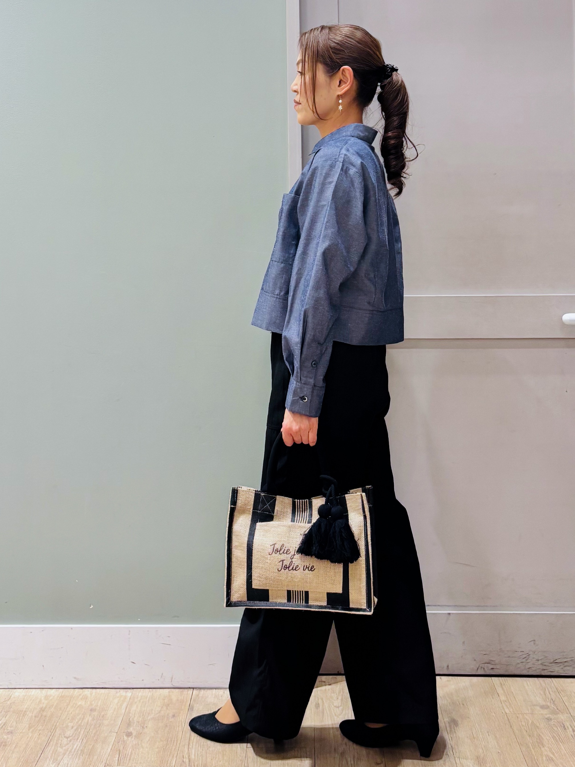 Komi☆さんの「grove｜【イージーケア】麻混クロップドシャツ」を使ったコーディネート