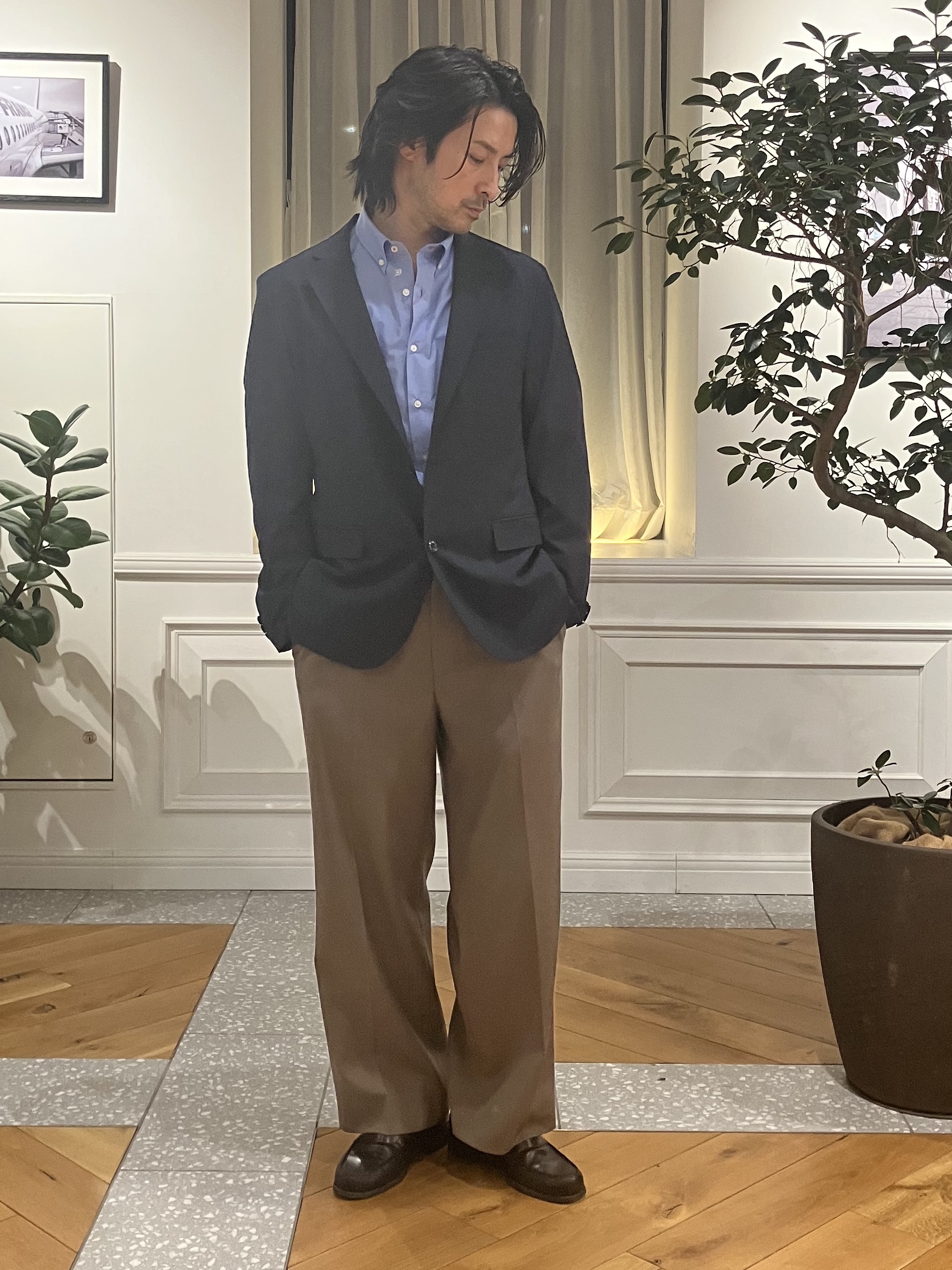 junyaさんの「DRESSTERIOR｜【セットアップ可/MonoMax4月号掲載/Safari5月号掲載】CARREMAN ストレッチジャ」を使ったコーディネート