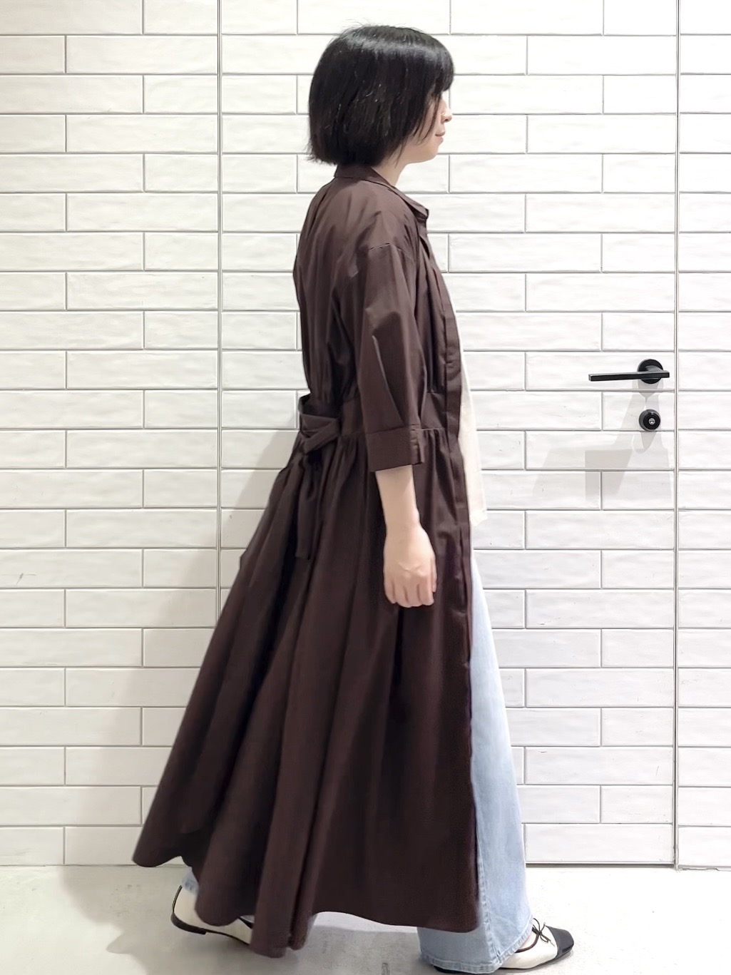 しおりさんの「OPAQUE.CLIP｜リボンベルト付きシャツワンピース【洗濯機OK／防シワ加工】」を使ったコーディネート