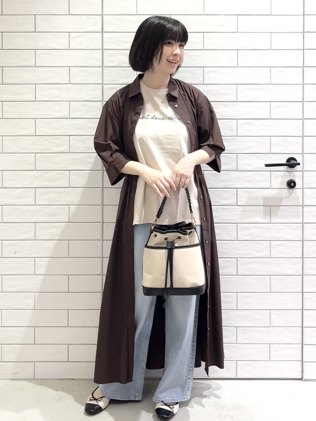 しおりさんの「OPAQUE.CLIP｜リボンベルト付きシャツワンピース【洗濯機OK／防シワ加工】」を使ったコーディネート