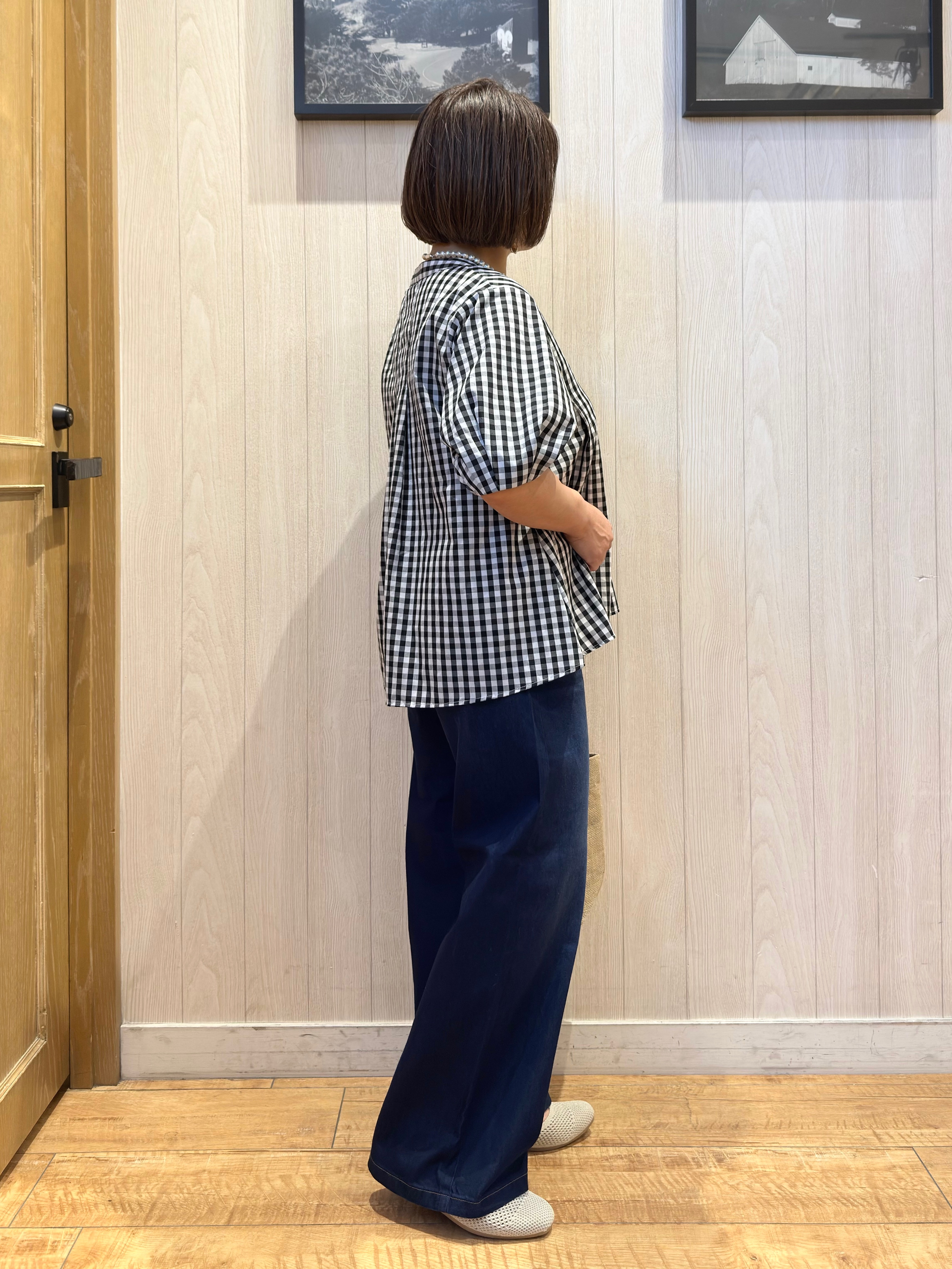 Megさんの「SHOO･LA･RUE｜【高レビュー/洗濯後しわになりにくい/インせず着られる】自然に体型カバー 麻調ペプラムブラウス」を使ったコーディネート