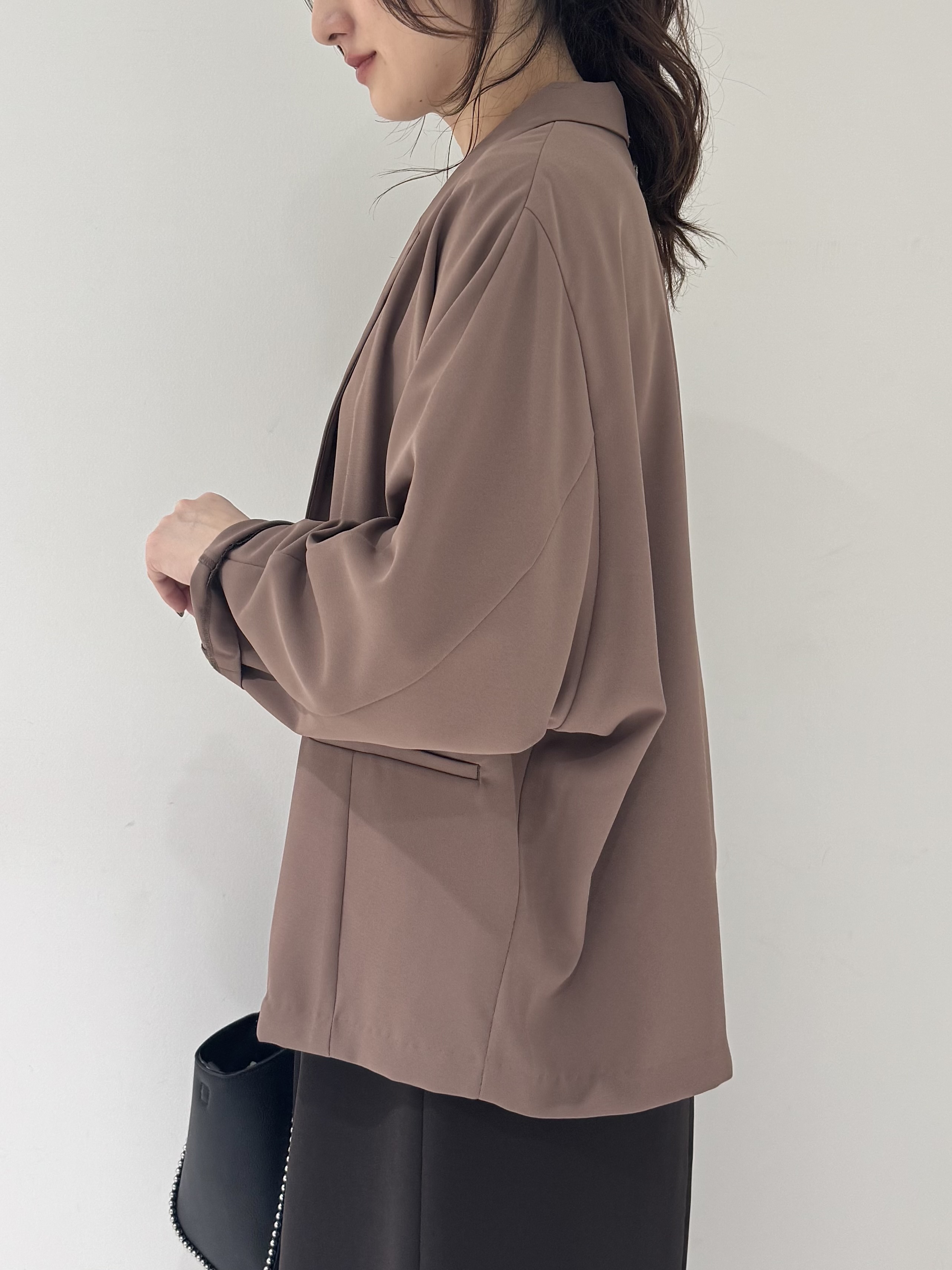 そんさんの「INDIVI｜【接触冷感／透湿／着る日傘】ドルマンダブルジャケット」を使ったコーディネート