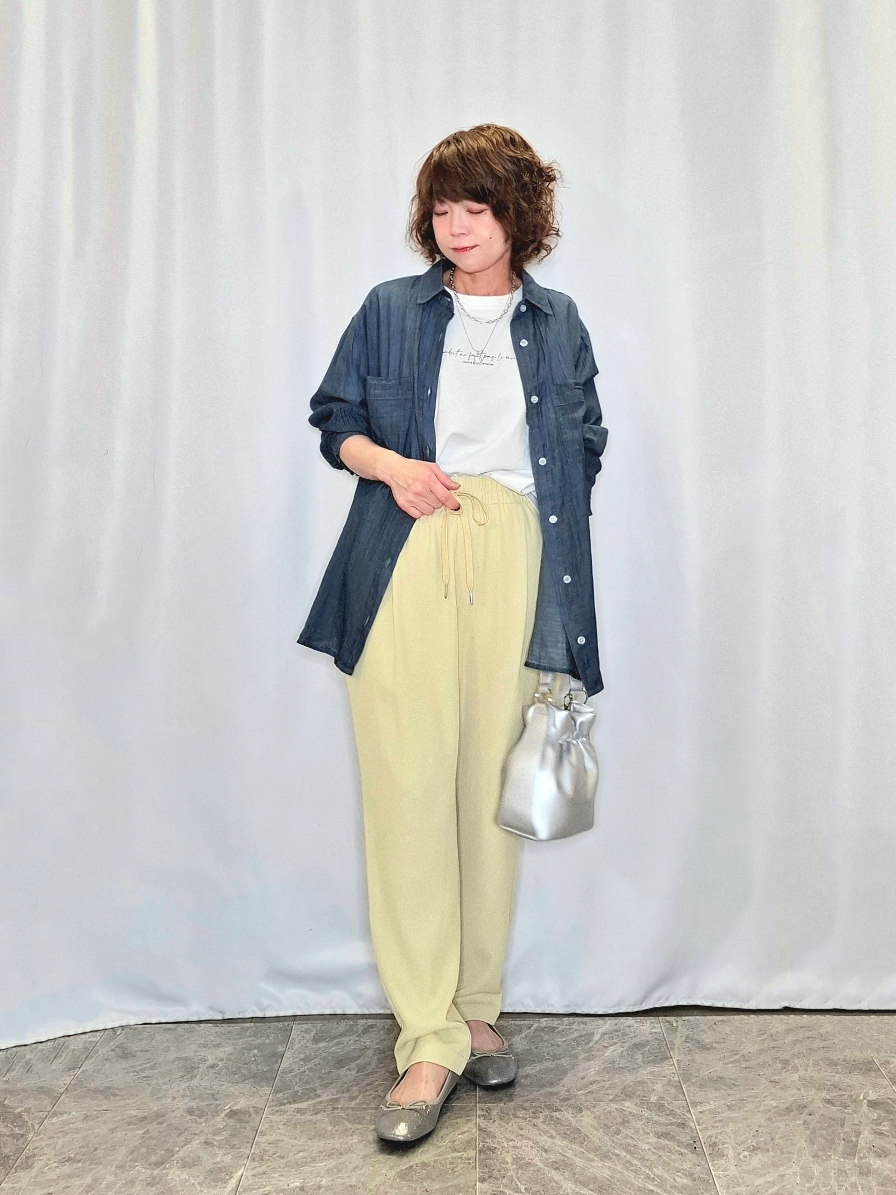 ぬーさんの「SHOO･LA･RUE｜【S-LL/プチプラ/柄が選べる】上品プリントTシャツ」を使ったコーディネート