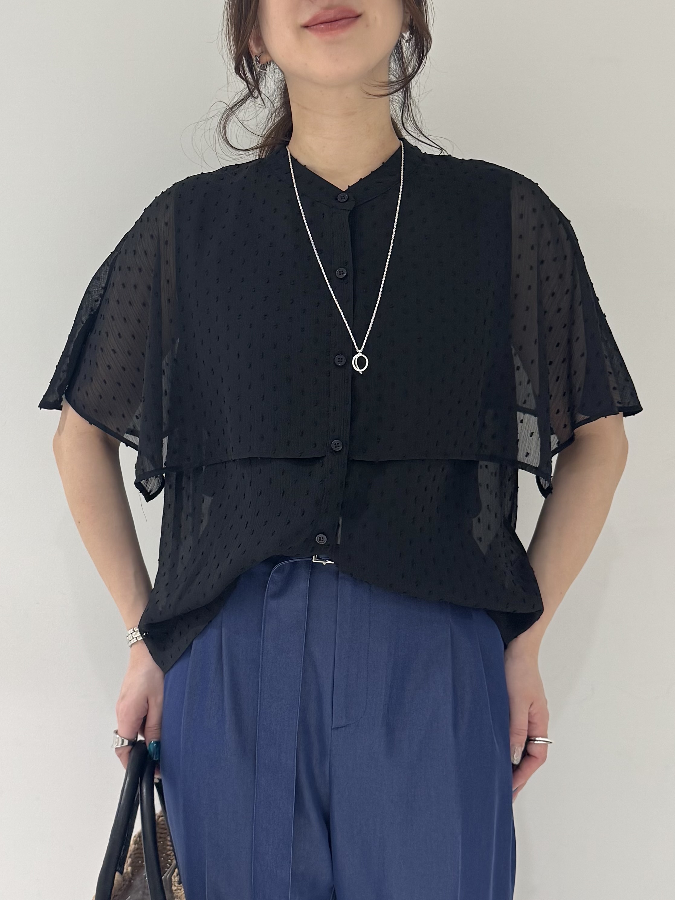 そんさんの「INDIVI｜【洗える／アンサンブル可能】シアーストライプカーディガン」を使ったコーディネート