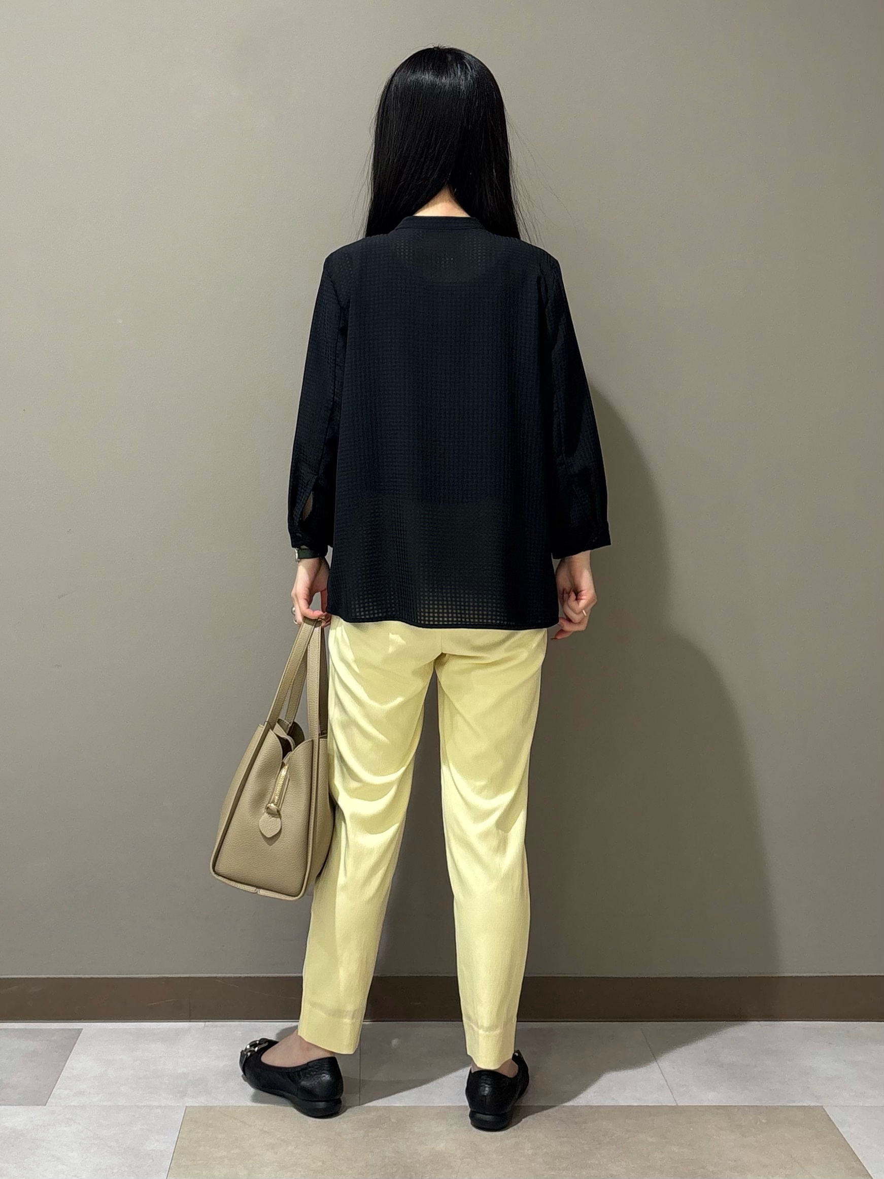 KEIKOさんの「INDIVI｜【洗える／大人シアー】タックプリーツ7分袖ブラウス」を使ったコーディネート