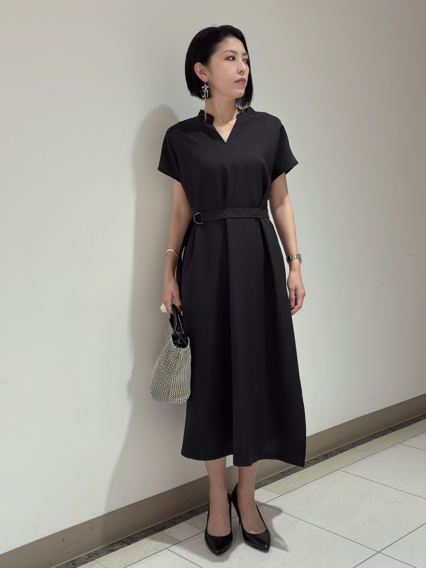 環さんの「UNTITLED｜◆【さらりと快適/セットアップ可/UV/接触冷感】スラブカラーレスジャケット」を使ったコーディネート
