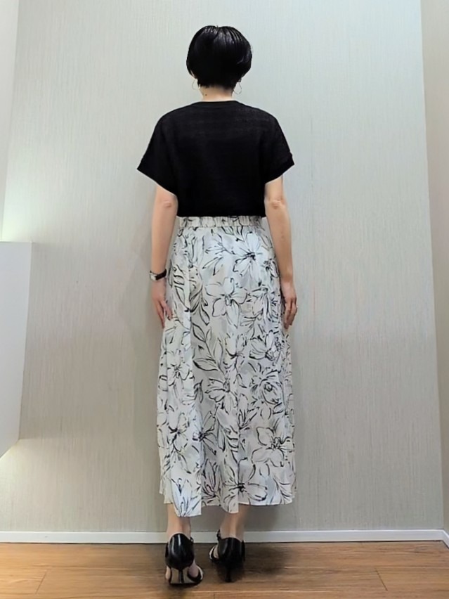 ミズタさんの「UNTITLED｜【洗える／シアー】ミニヨンレースプルオーバー」を使ったコーディネート
