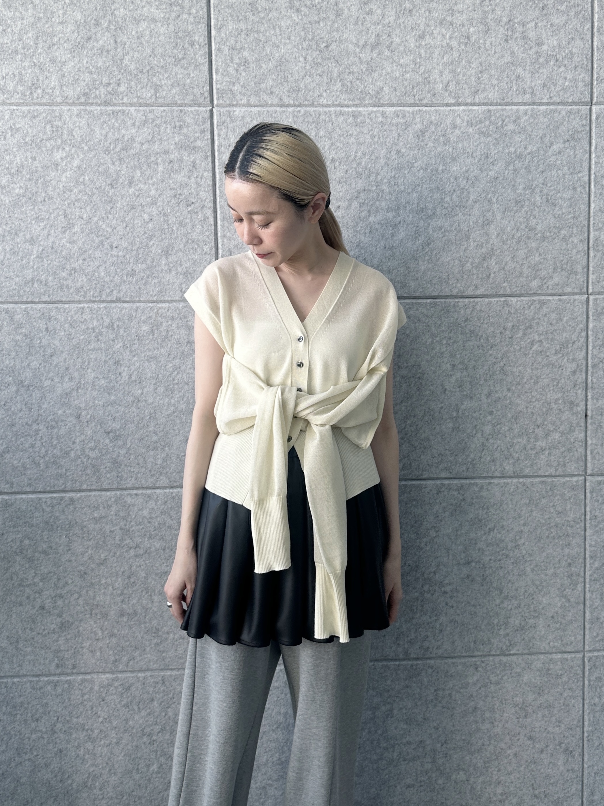 Buyer sakkoさんの「CODE A｜multiway knit cardigan」を使ったコーディネート