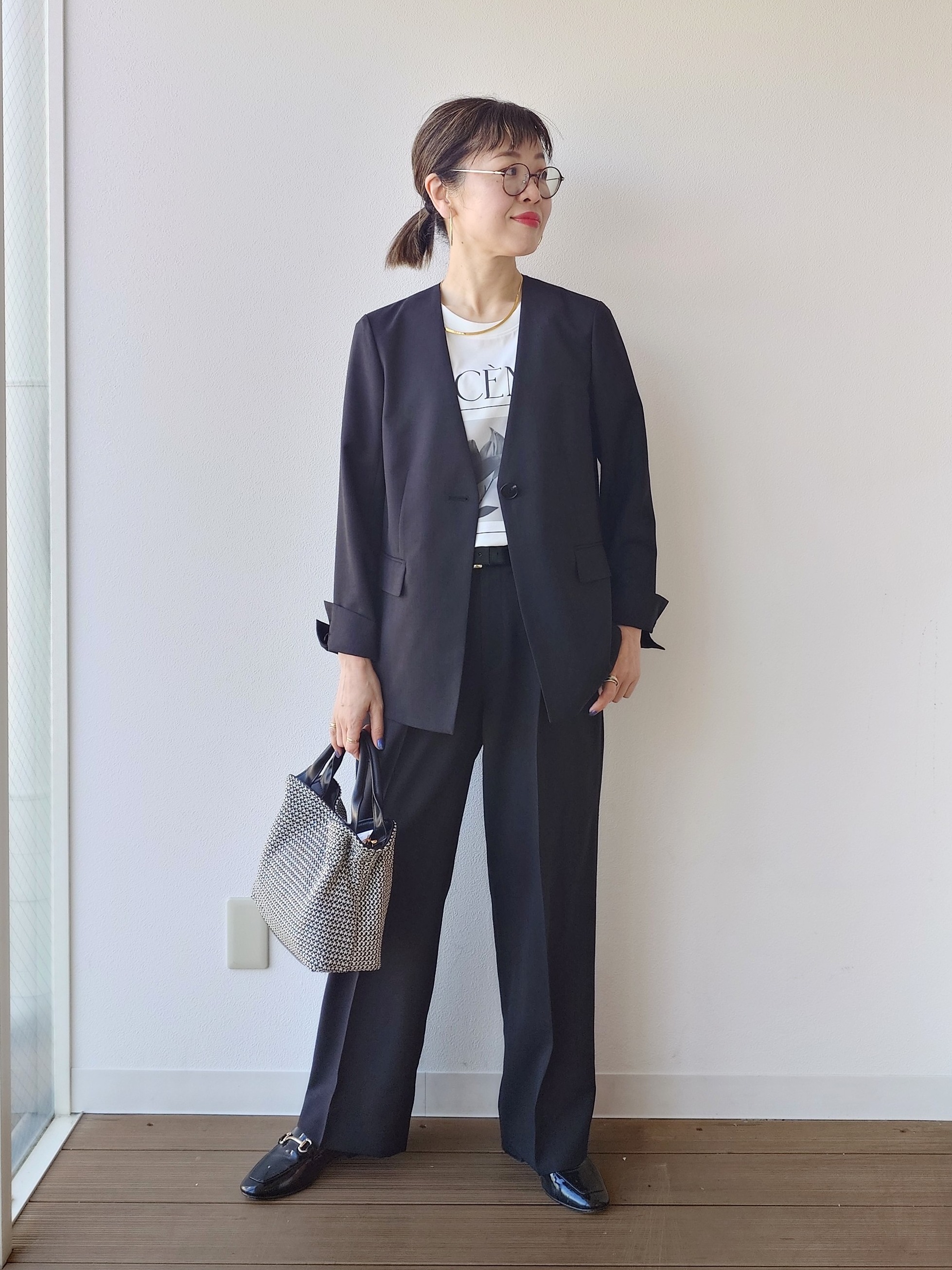 MUTSUKOさんの「UNTITLED｜◆【さらりと快適/セットアップ可/UV/接触冷感】スラブカラーレスジャケット」を使ったコーディネート