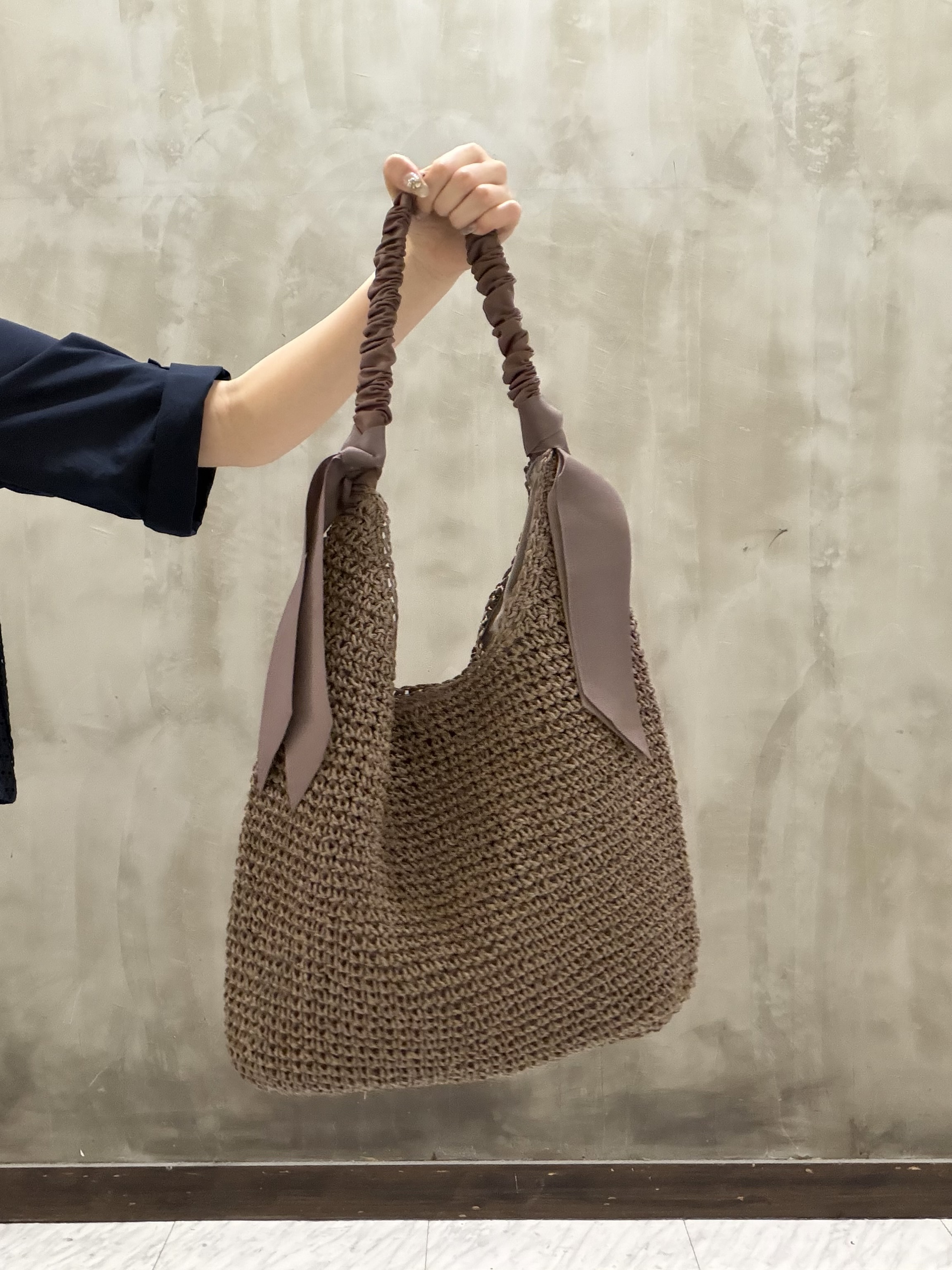 maiさんの「grove｜【SETUP可】レースドッキングシャツ」を使ったコーディネート
