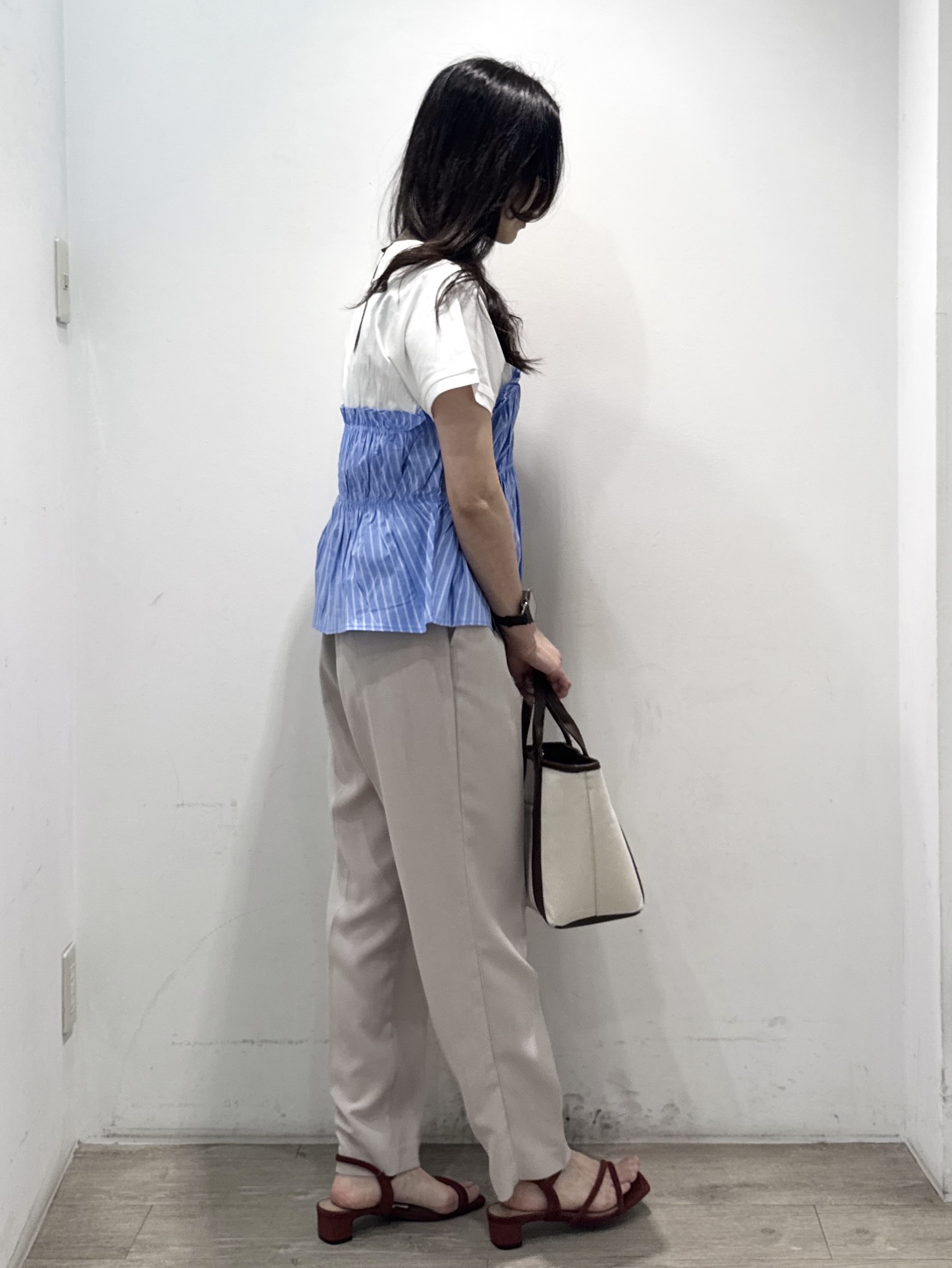 yuicciさんの「OPAQUE.CLIP｜ビスチェドッキングTシャツ【洗濯機OK】」を使ったコーディネート