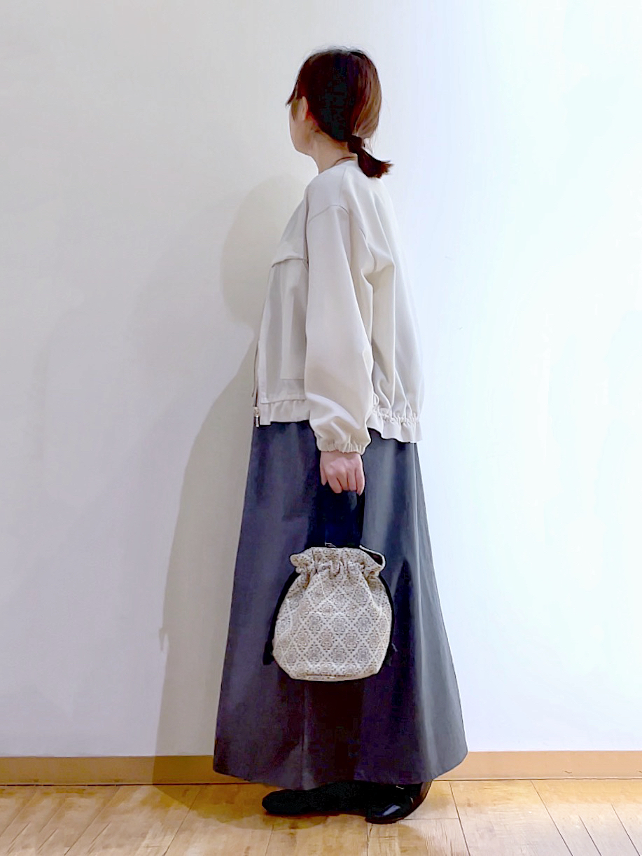 かのさんの「SHOO･LA･RUE｜【毎日洗える/S-LL/UV】上半身すっきり 二の腕見せない5分袖ニット」を使ったコーディネート