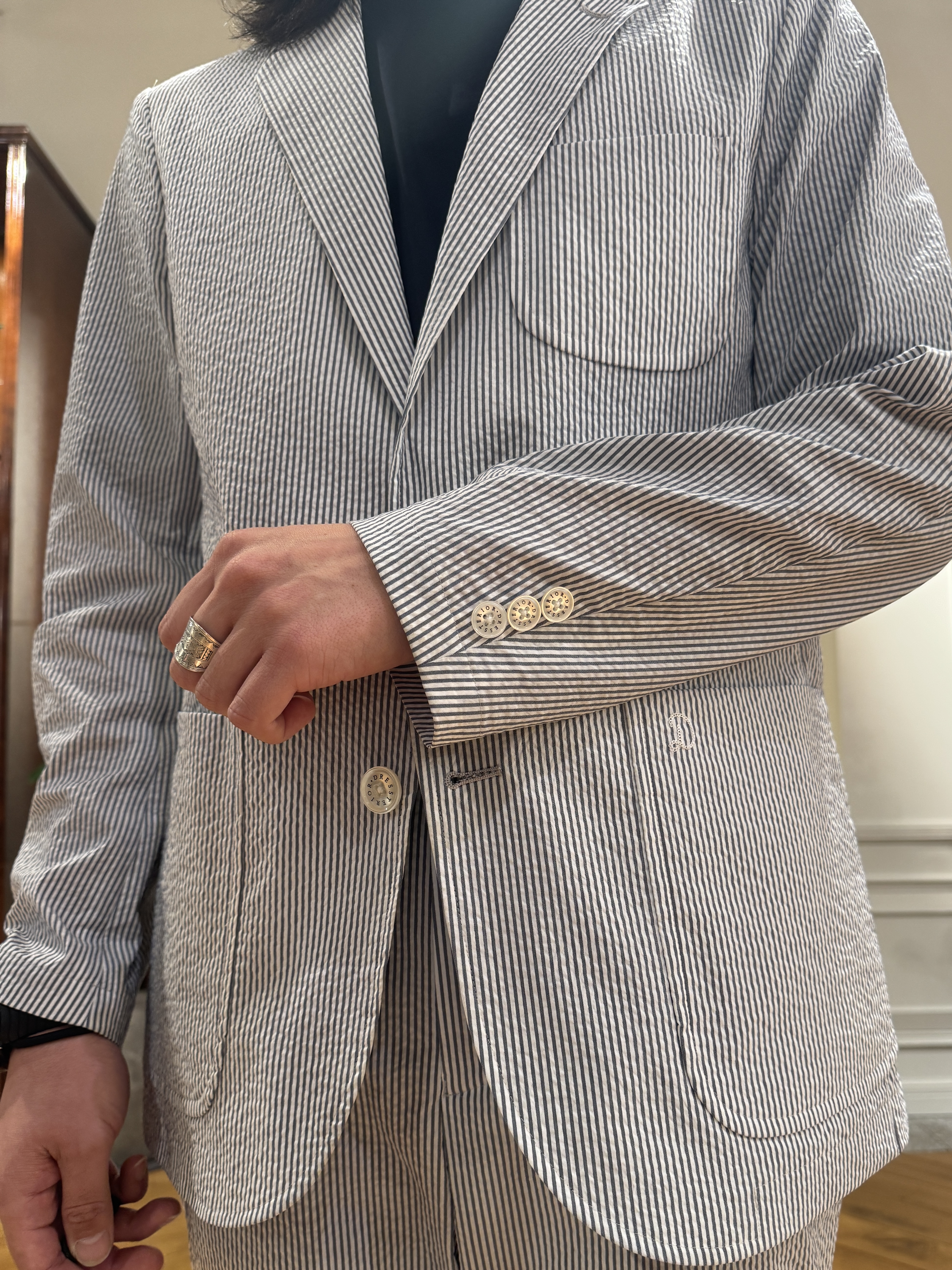 kawarataniさんの「DRESSTERIOR｜◆【吸湿速乾/セットアップ可/ウォッシャブル】COOLMAX シアサッカー サマージャケット」を使ったコーディネート