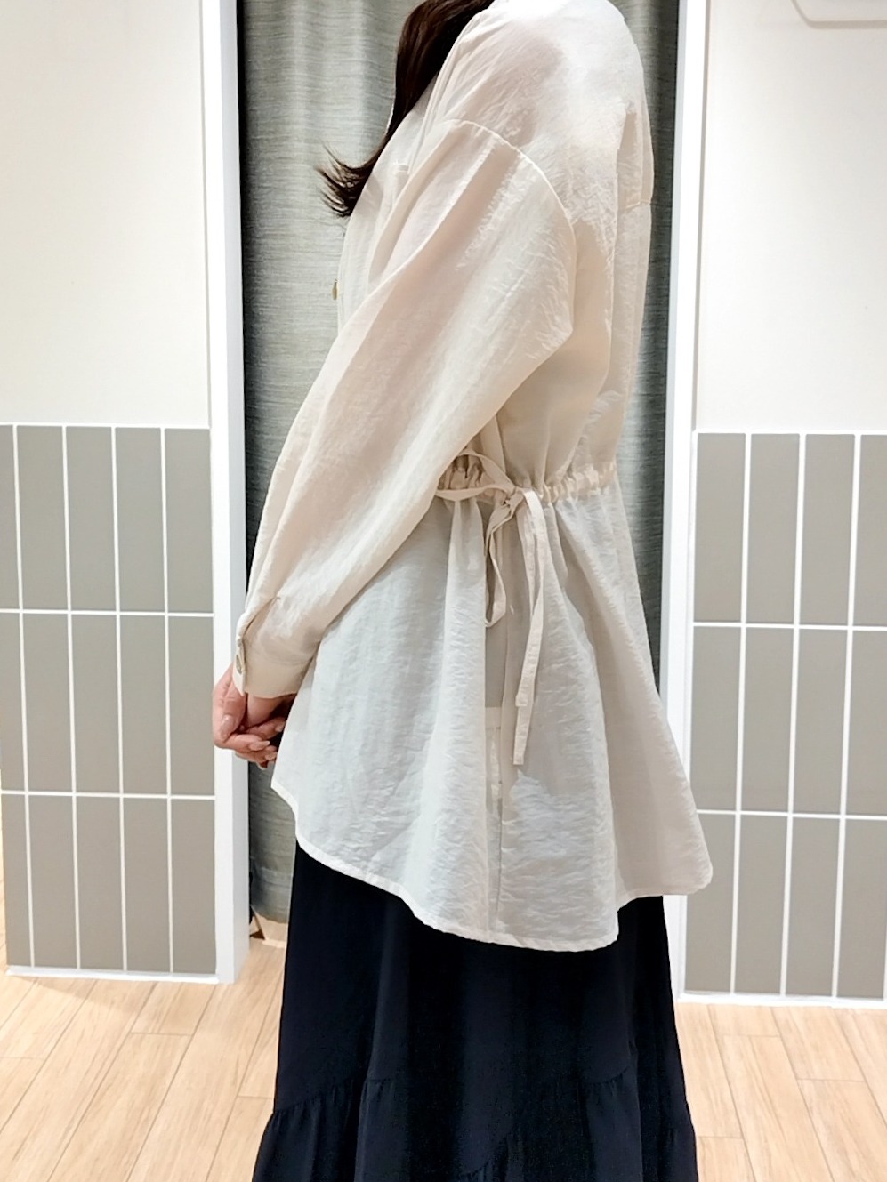 reiaさんの「grove｜高評価！【体型カバー・洗える】シアーサファリシャツジャケット」を使ったコーディネート