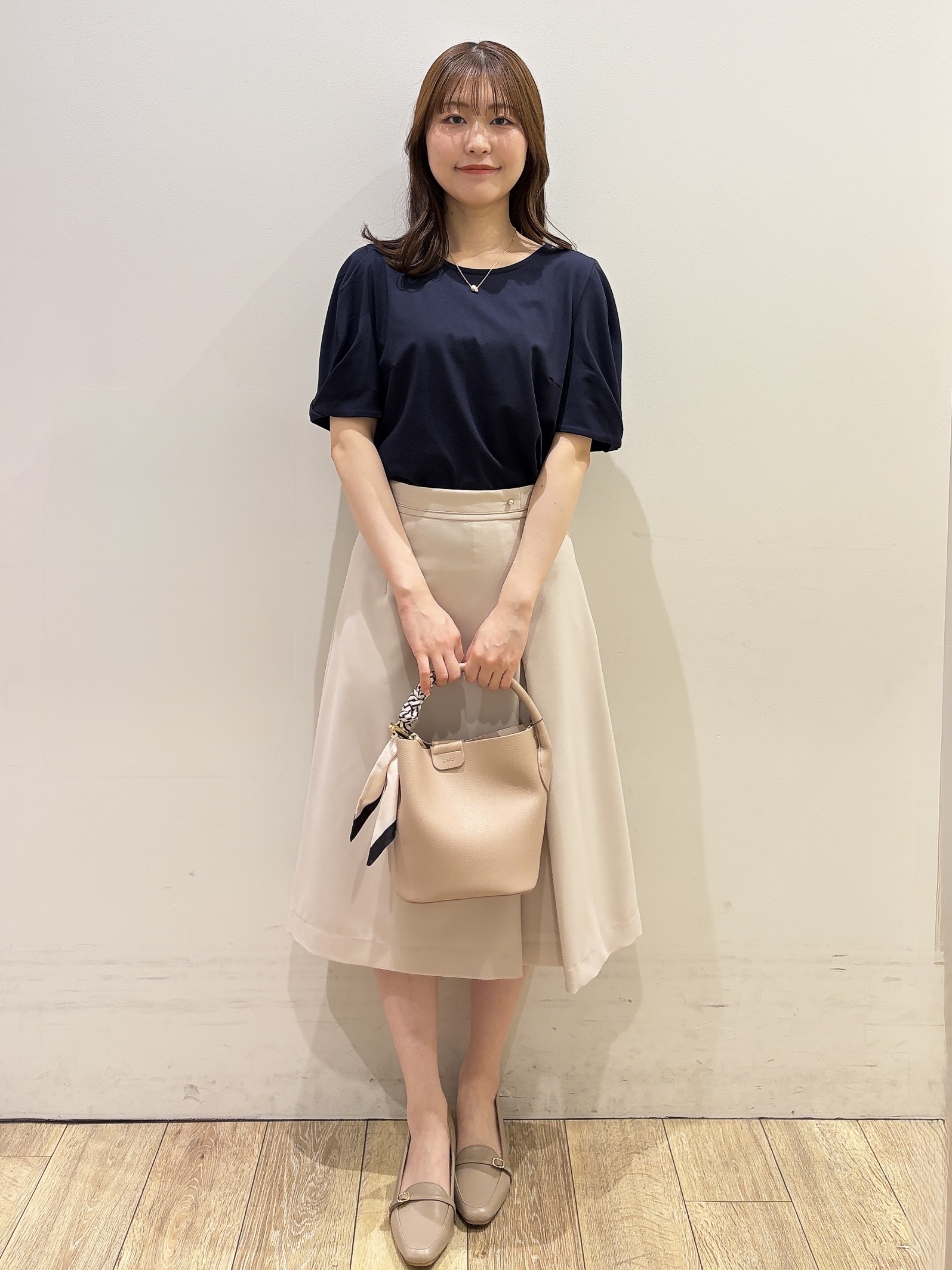 MOMOさんの「index｜【UVケア／接触冷感】ベアタックスリーブトップス《吸水速乾／透け防止／洗濯機OK／6col》」を使ったコーディネート