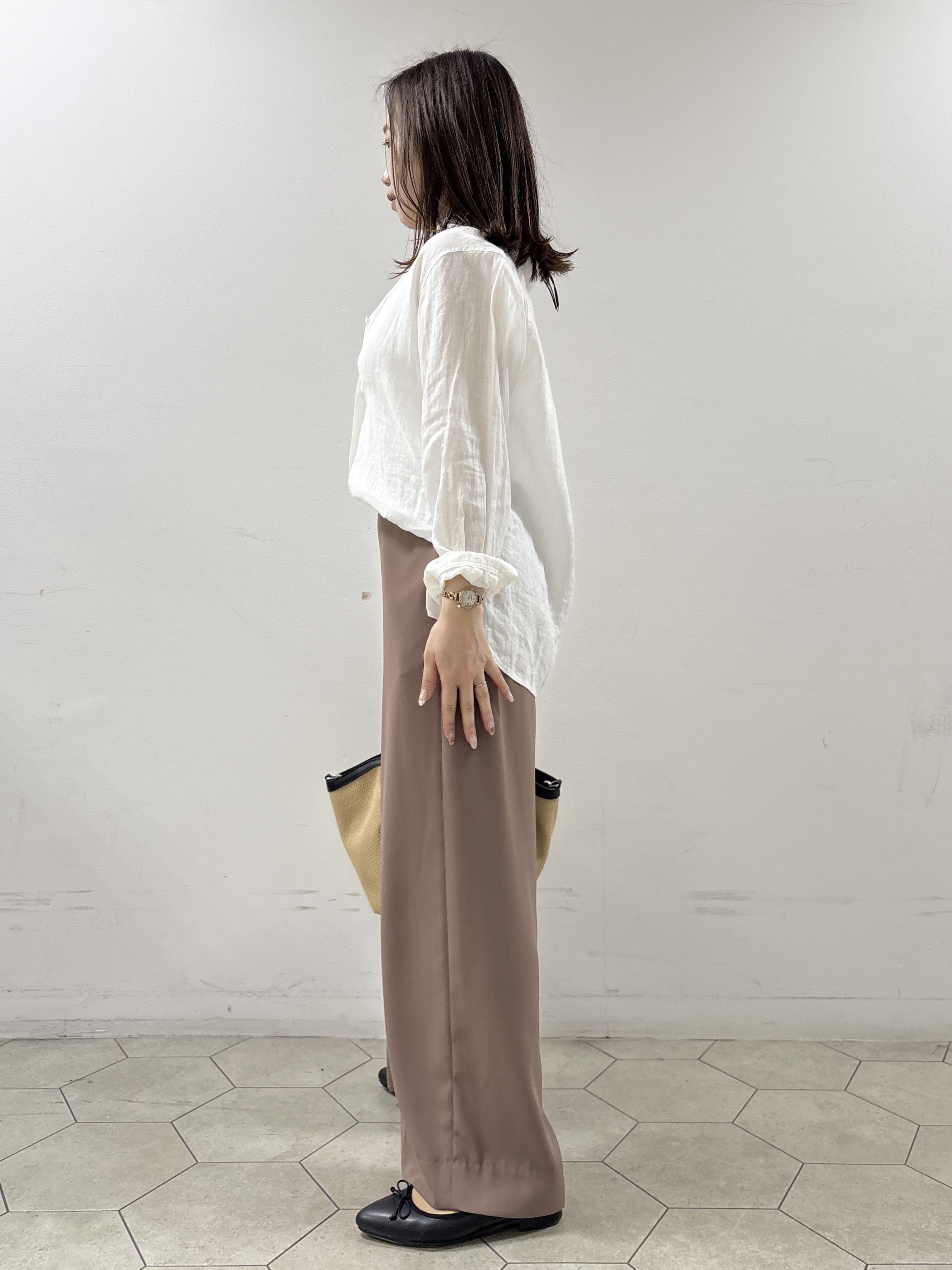 kahoさんの「INDIVI｜【接触冷感／2WAY】カシュクールリネンシャツ」を使ったコーディネート