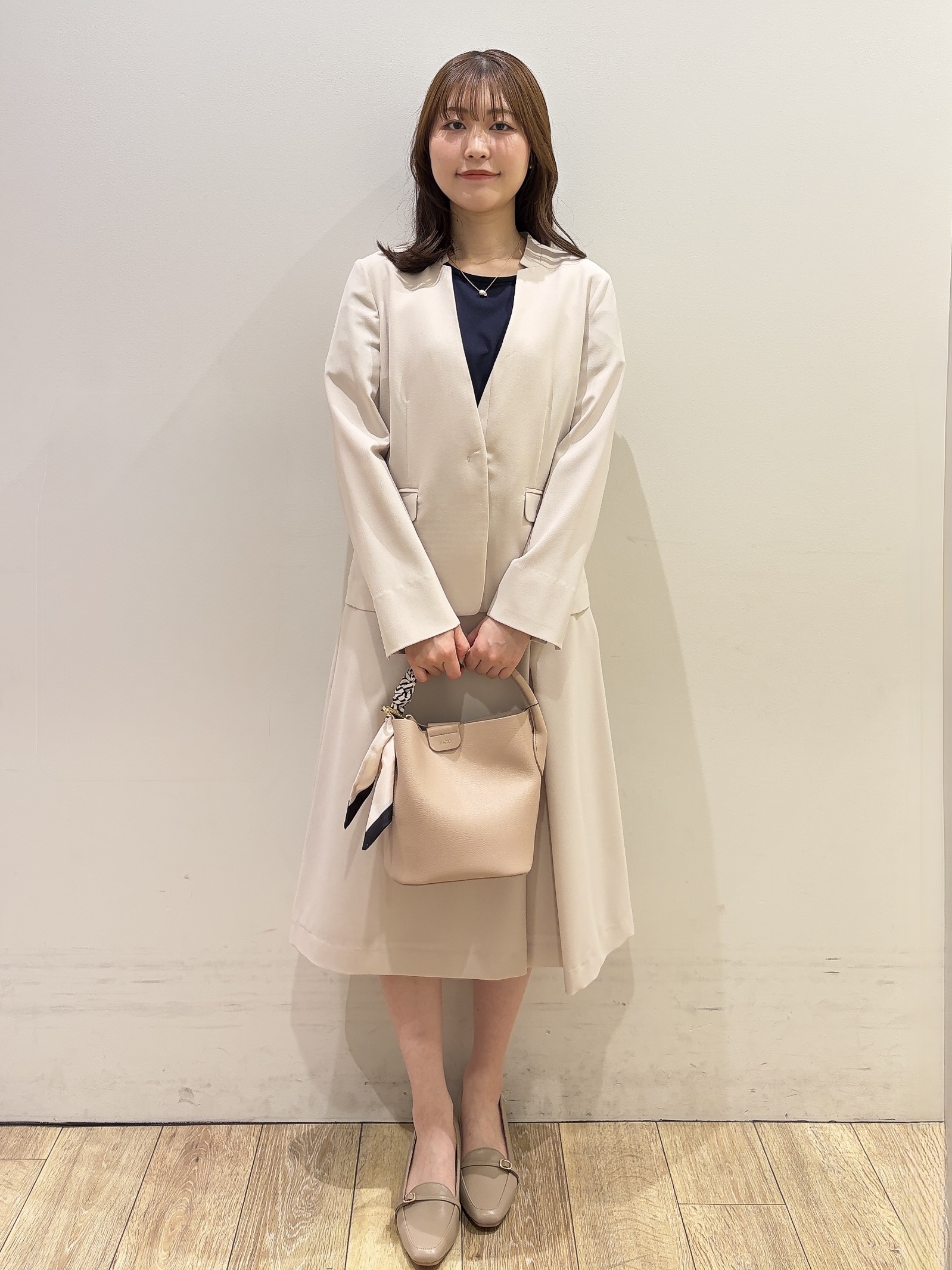 MOMOさんの「index｜【接触冷感／吸水速乾】ノーカラージャケット／セットアップ対応可《洗える／防シワ／ストレッチ》」を使ったコーディネート