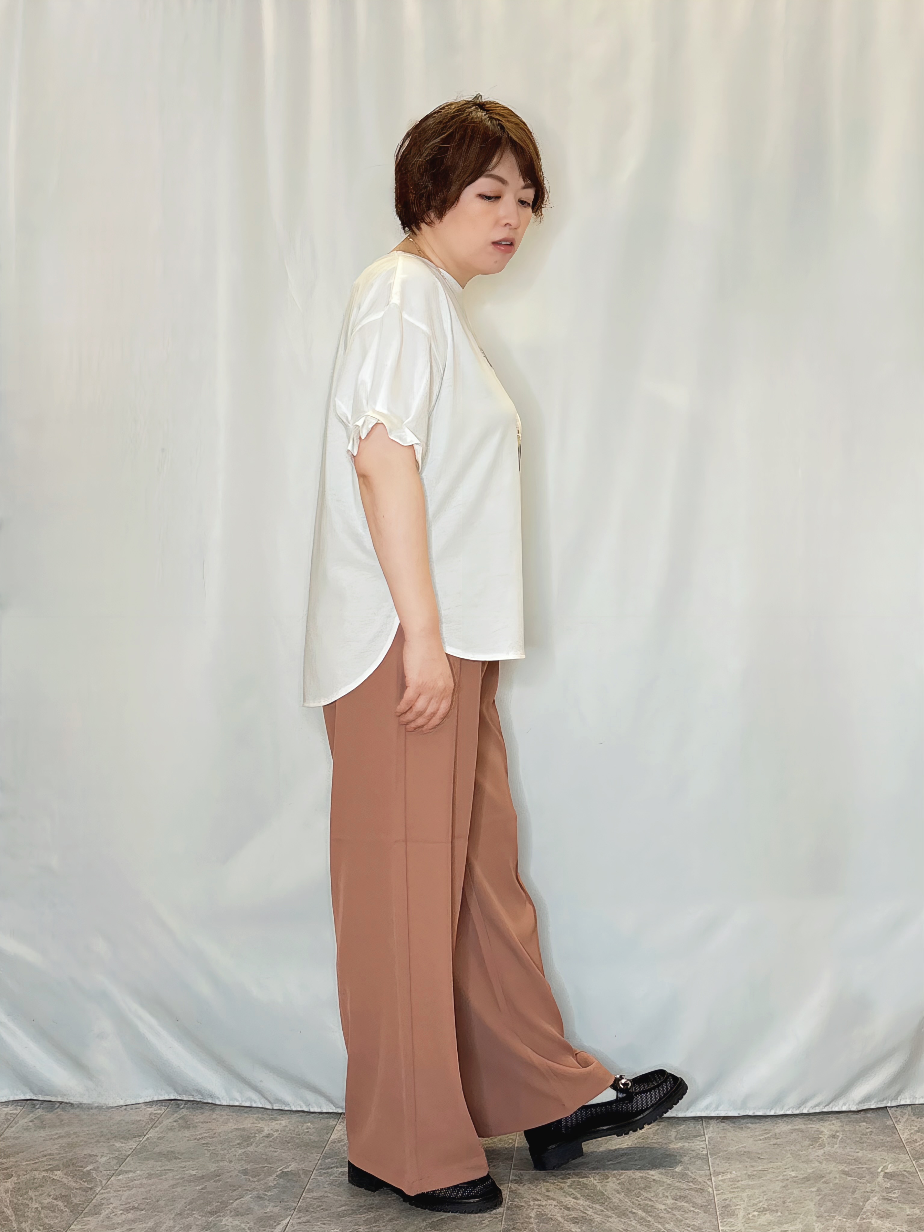 たみさんの「SHOO･LA･RUE｜【ひんやり/UV/S-LL】お袖ふんわり二の腕カバー ぷっくりラメプリントTシャツ」を使ったコーディネート