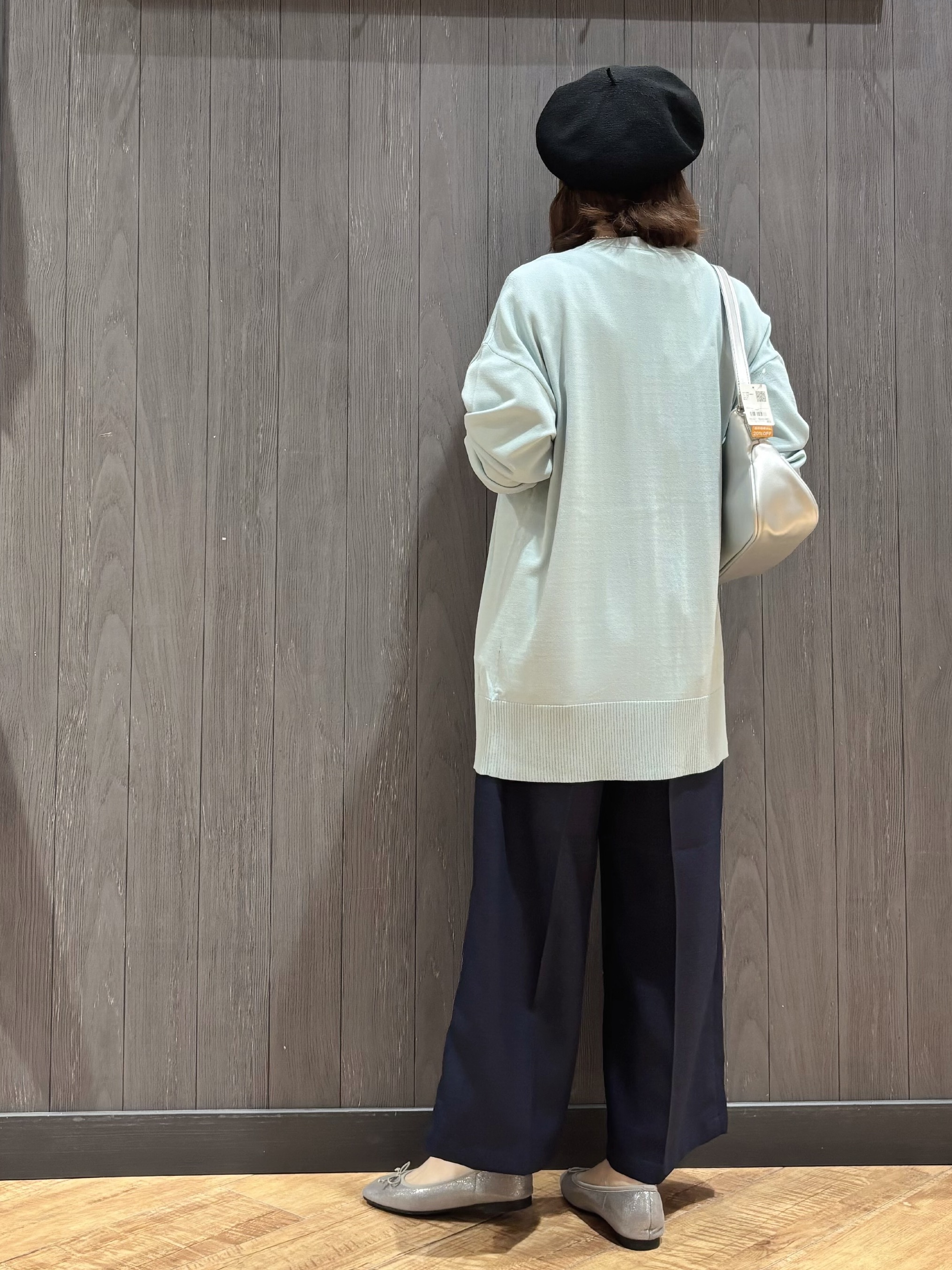 meiさんの「SHOO･LA･RUE｜【洗濯機可/UV】さらっとしたタッチが心地よい ミドルカーディガン」を使ったコーディネート