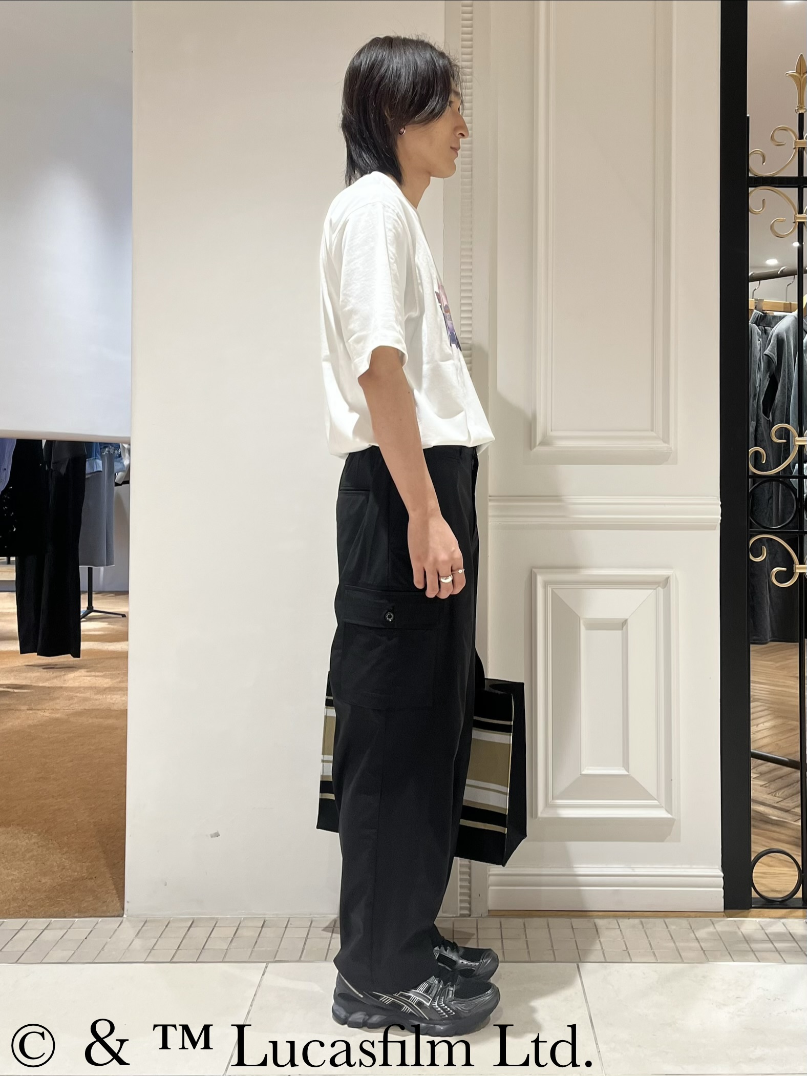 Watanabeさんの「DRESSTERIOR｜◆【接触冷感】STAR WARS ロゴTシャツ」を使ったコーディネート