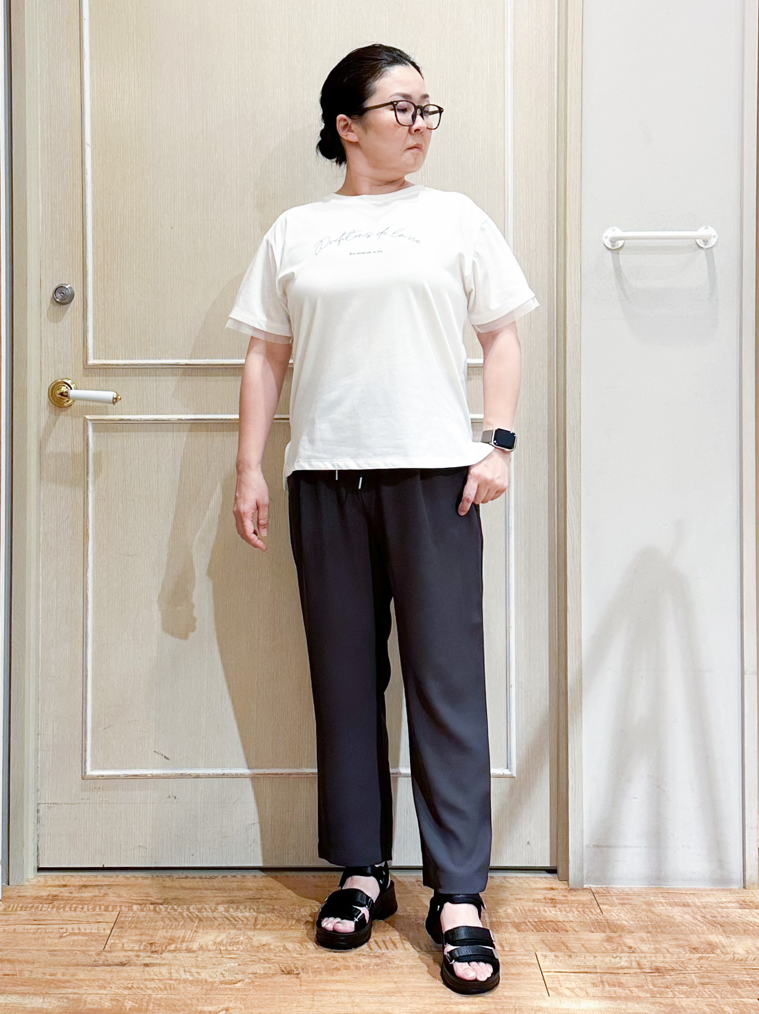 umeさんの「SHOO･LA･RUE｜【ひんやり/S-LL/洗濯機可】色・柄選べる お袖チュールレイヤード プリントアソートTシャツ」を使ったコーディネート