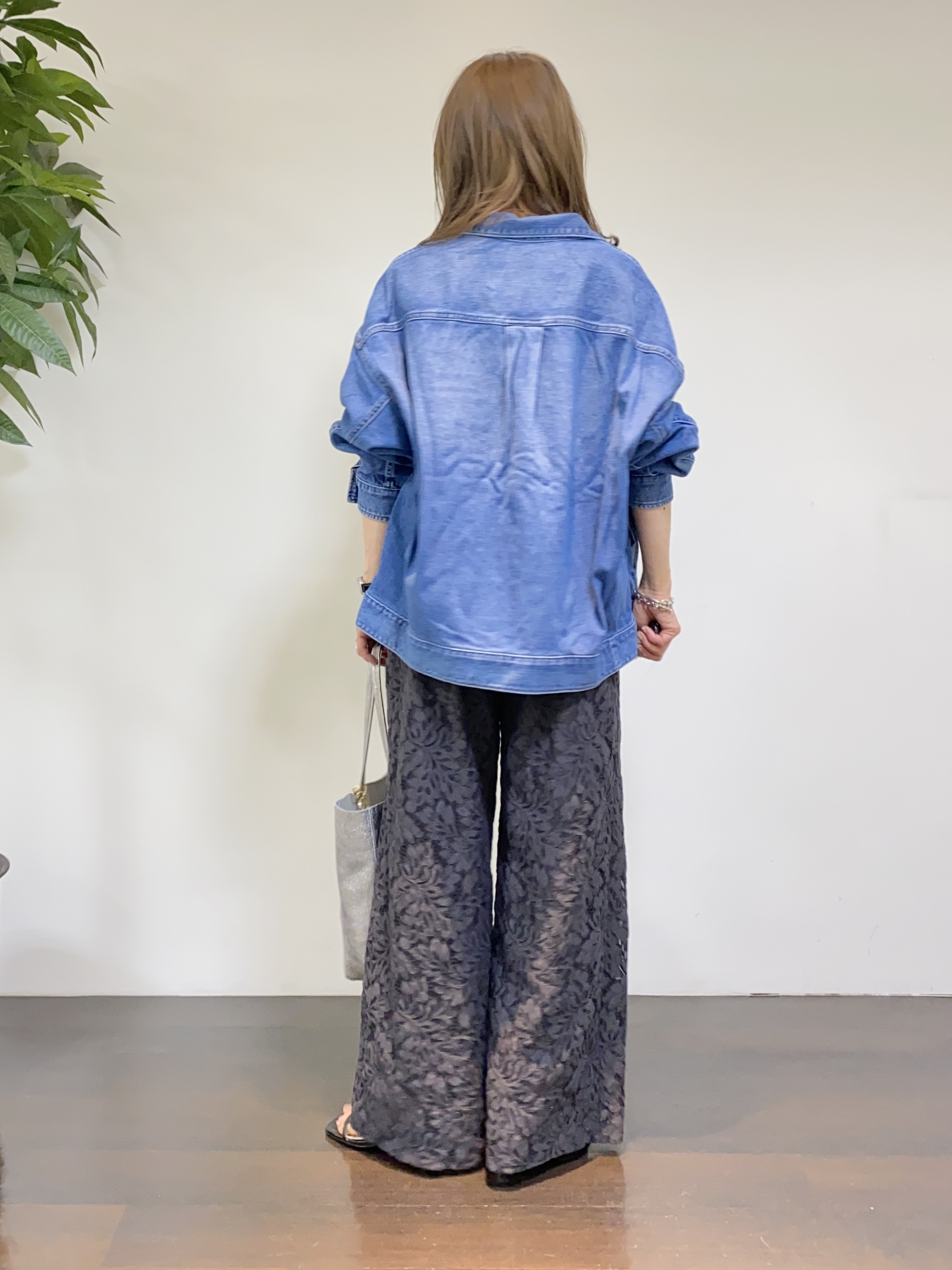 tomoさんの「UNTITLED｜【Healthy DENIM】別注Bran／デニムジャケット」を使ったコーディネート