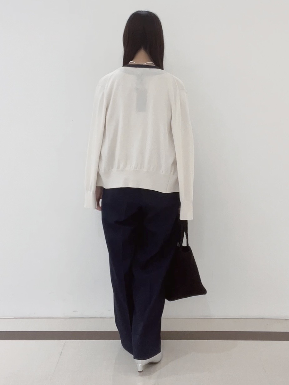 yukaさんの「Reflect｜【アンサンブル可】バイカラーカーディガン」を使ったコーディネート
