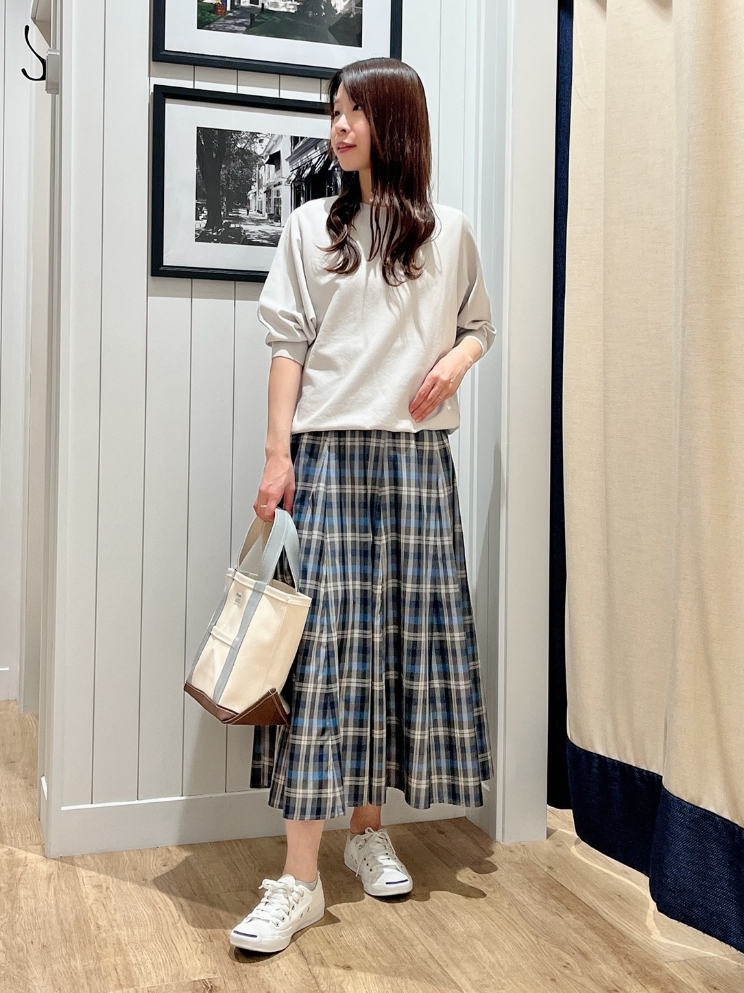 mihoさんの「Dessin｜【360度可愛い】バックヘンリーカットソー5分袖」を使ったコーディネート