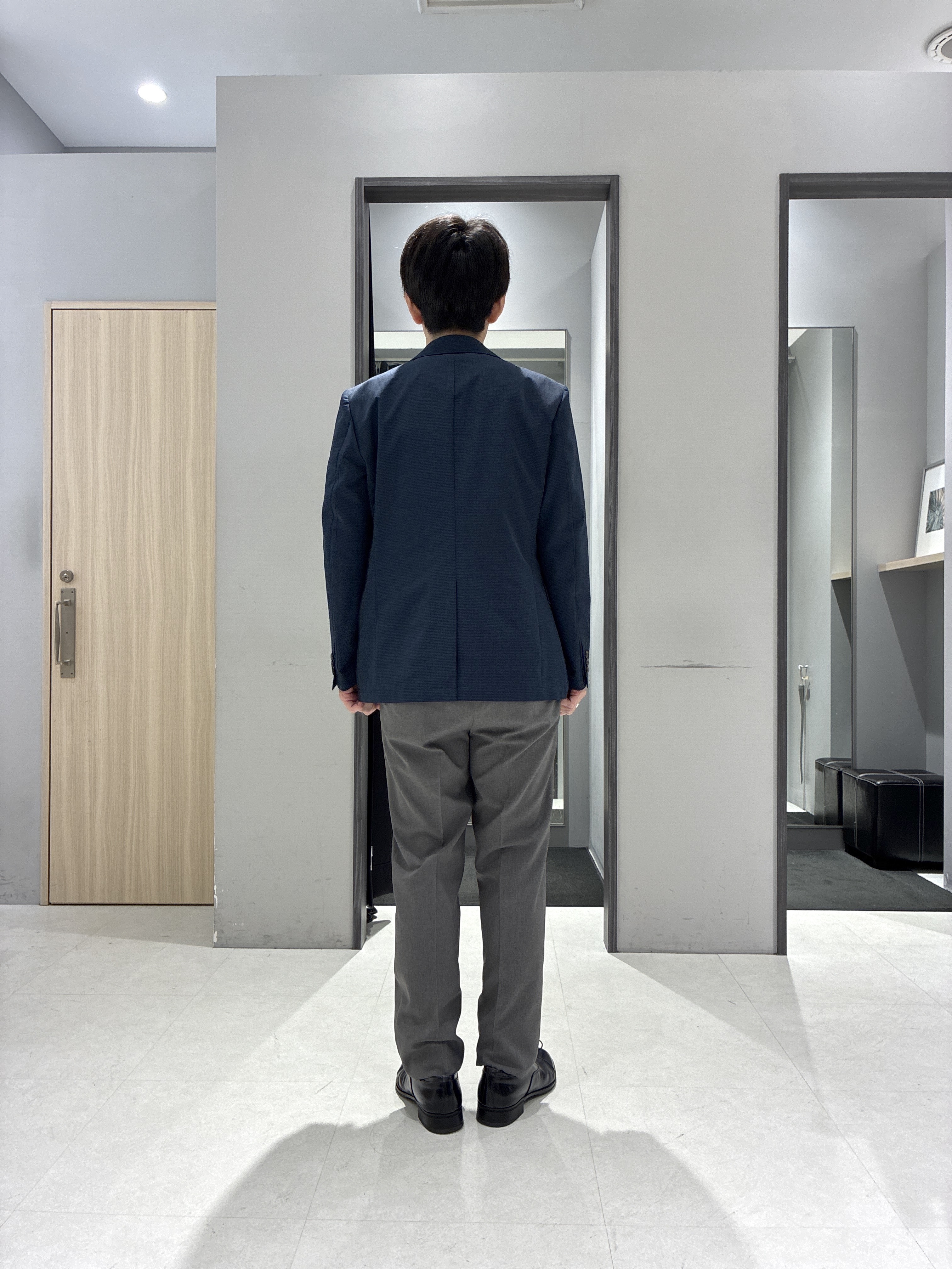 わいずみさんの「TAKEO KIKUCHI｜【抗菌防臭】COOL DOTS（R）ドビープリント ジャケット」を使ったコーディネート