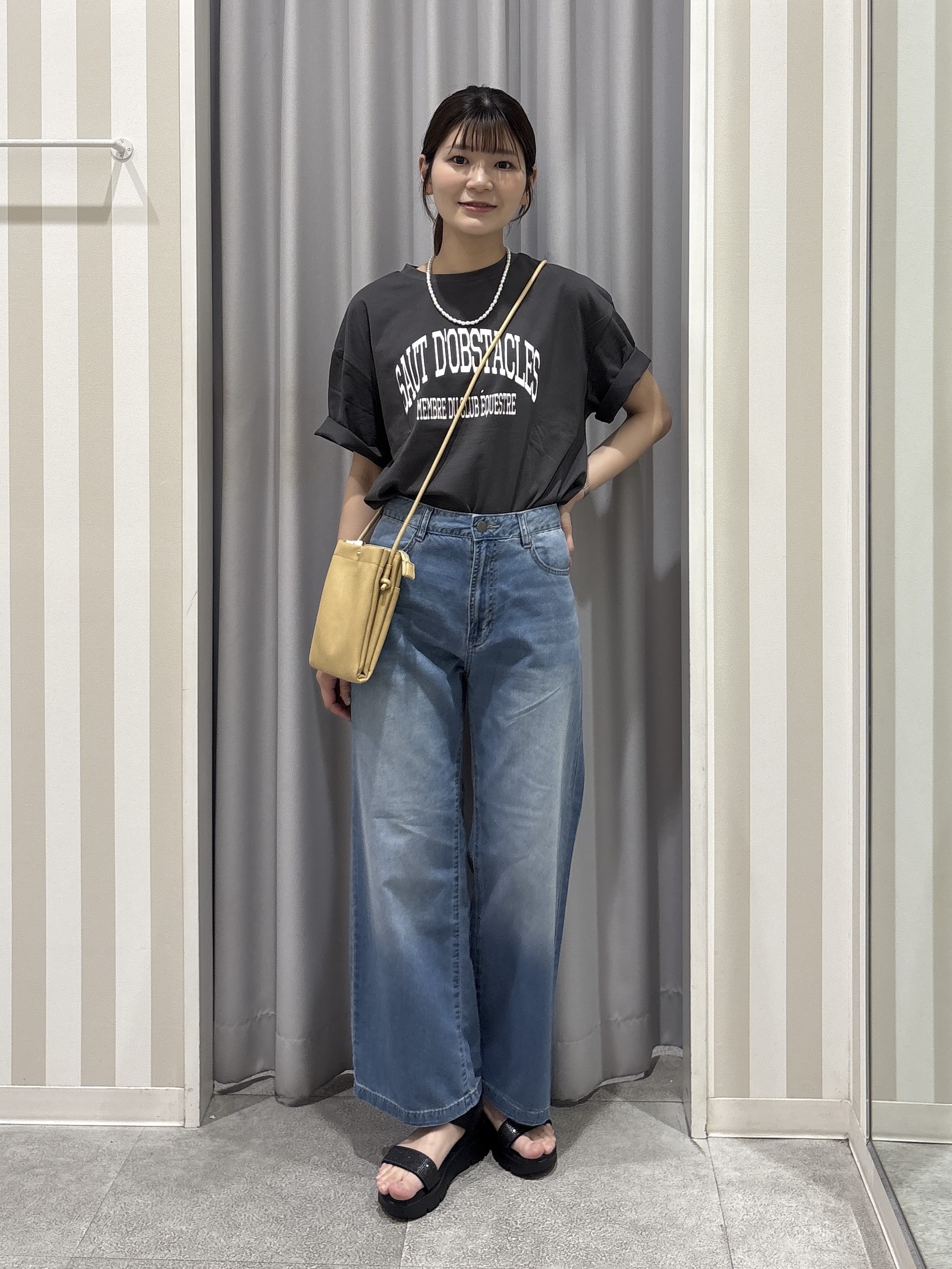 Rikaさんの「SHOO･LA･RUE｜【綿100%/S-LL/プチプラ】ゆるシルエット シンプルTシャツ」を使ったコーディネート
