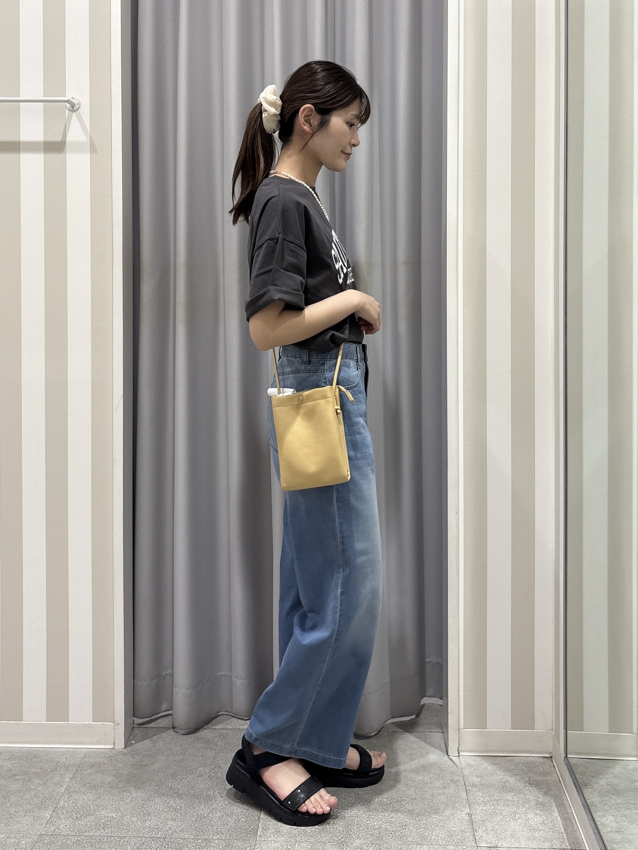 Rikaさんの「SHOO･LA･RUE｜【綿100%/S-LL/プチプラ】ゆるシルエット シンプルTシャツ」を使ったコーディネート