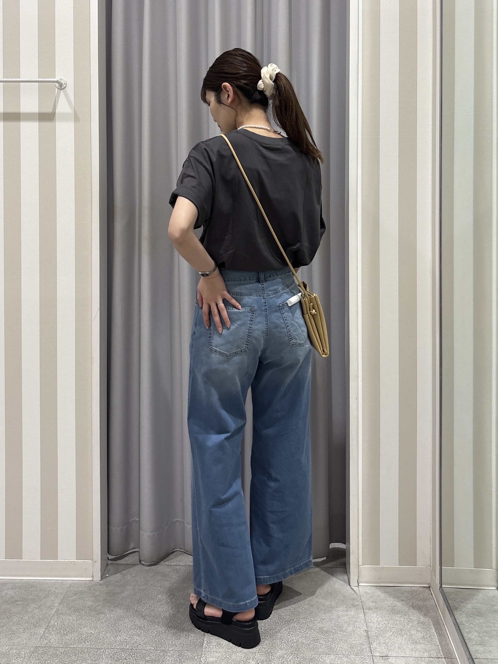 Rikaさんの「SHOO･LA･RUE｜【綿100%/S-LL/プチプラ】ゆるシルエット シンプルTシャツ」を使ったコーディネート