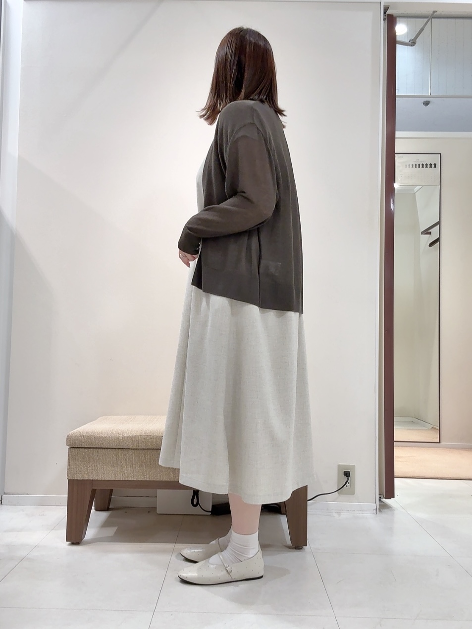YUIさんの「UNTITLED｜【日除け・冷房対策に】コットンリネンカーディガン」を使ったコーディネート