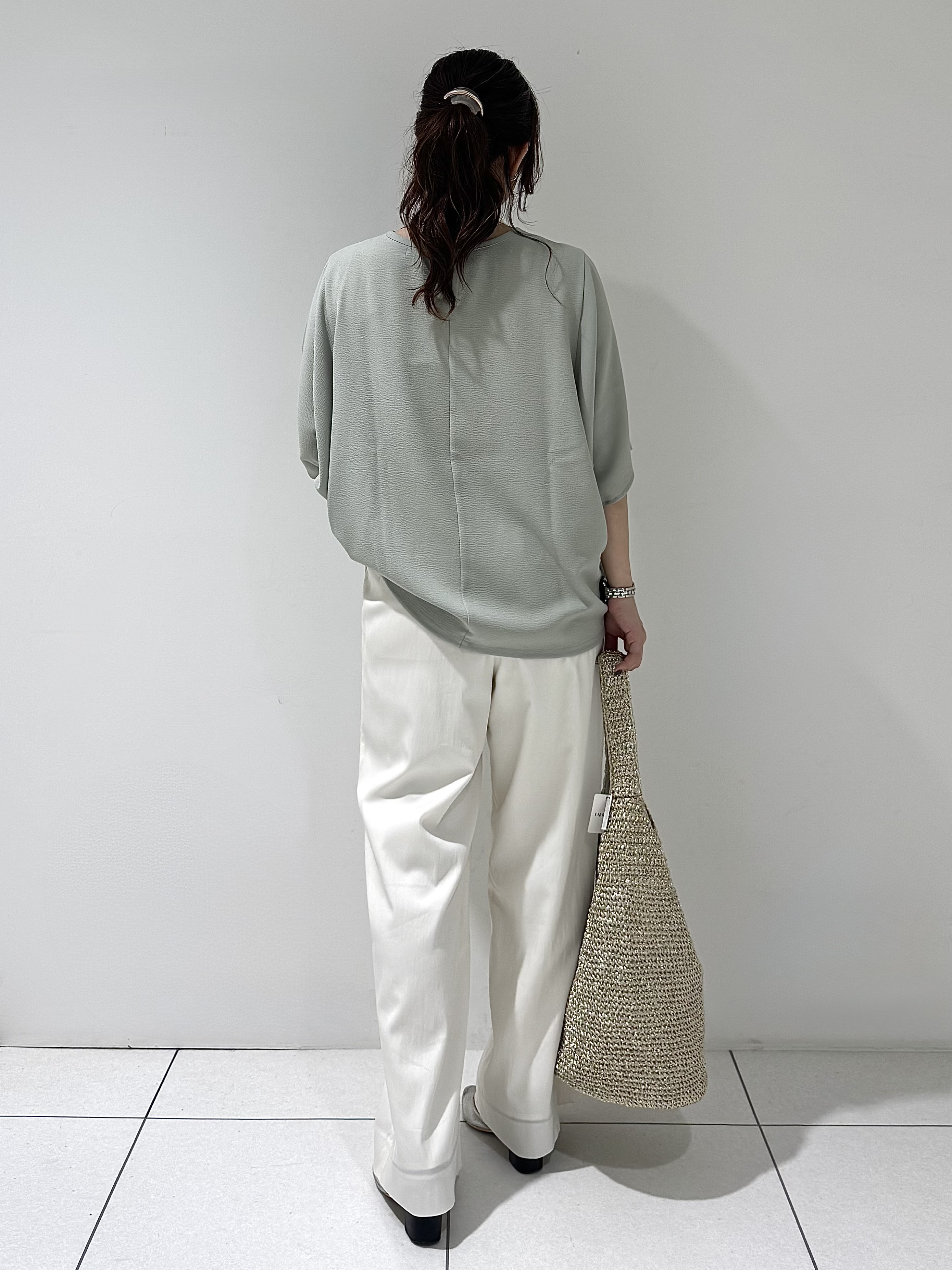 そんさんの「INDIVI｜【洗える／2WAY／裾ドロスト付き】 ドルマンスリーブチュニックトップス」を使ったコーディネート