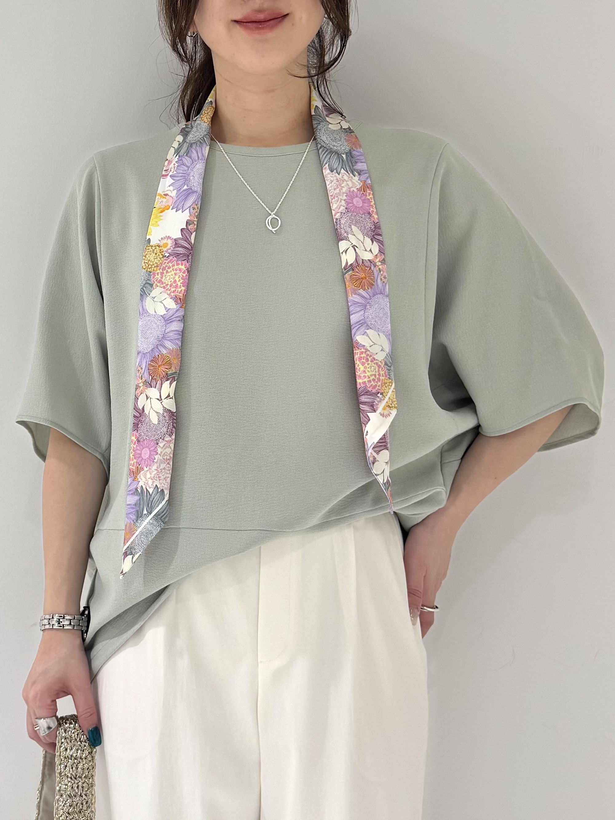 そんさんの「INDIVI｜【洗える／2WAY／裾ドロスト付き】 ドルマンスリーブチュニックトップス」を使ったコーディネート