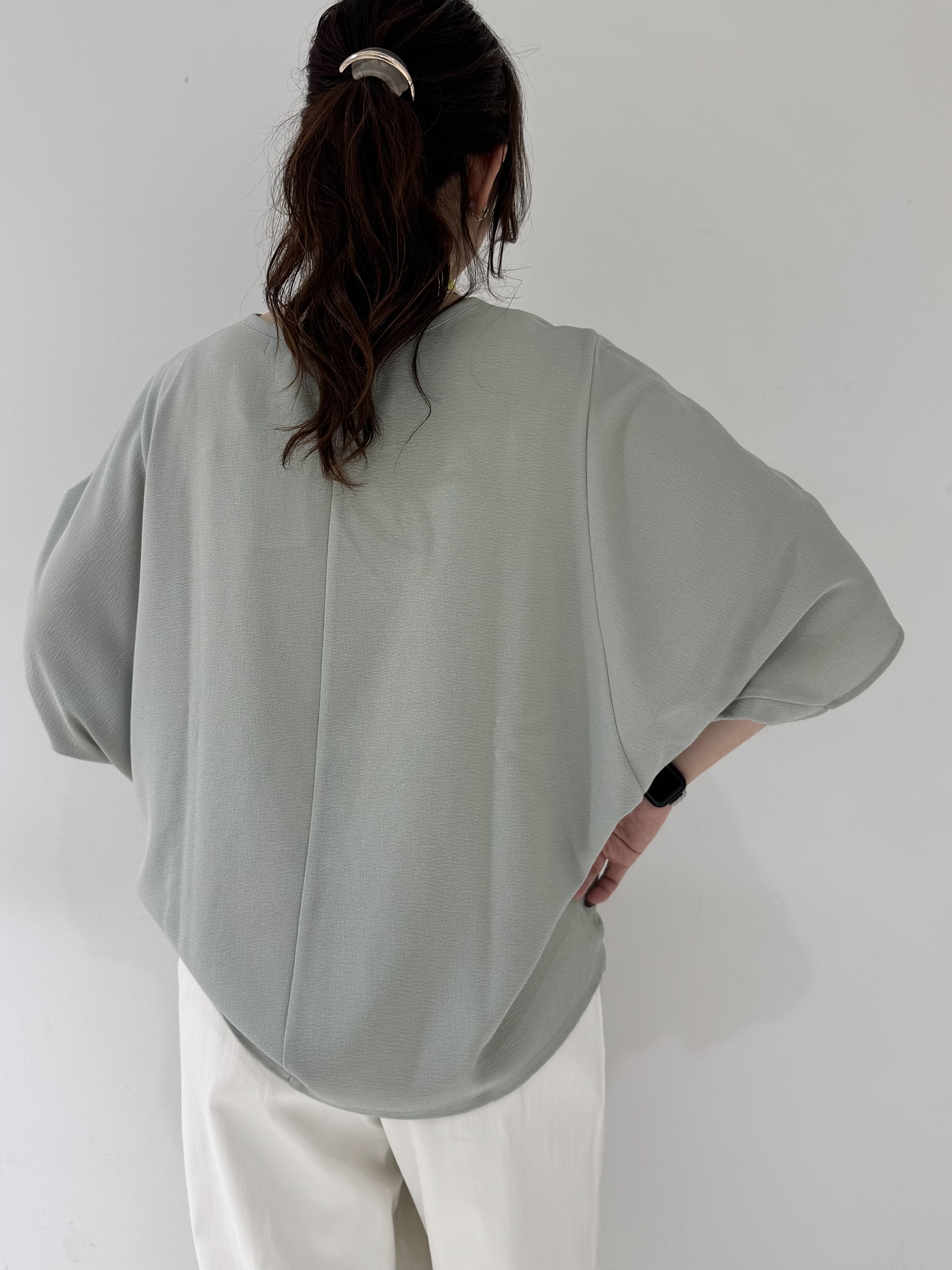 そんさんの「INDIVI｜【洗える／2WAY／裾ドロスト付き】 ドルマンスリーブチュニックトップス」を使ったコーディネート