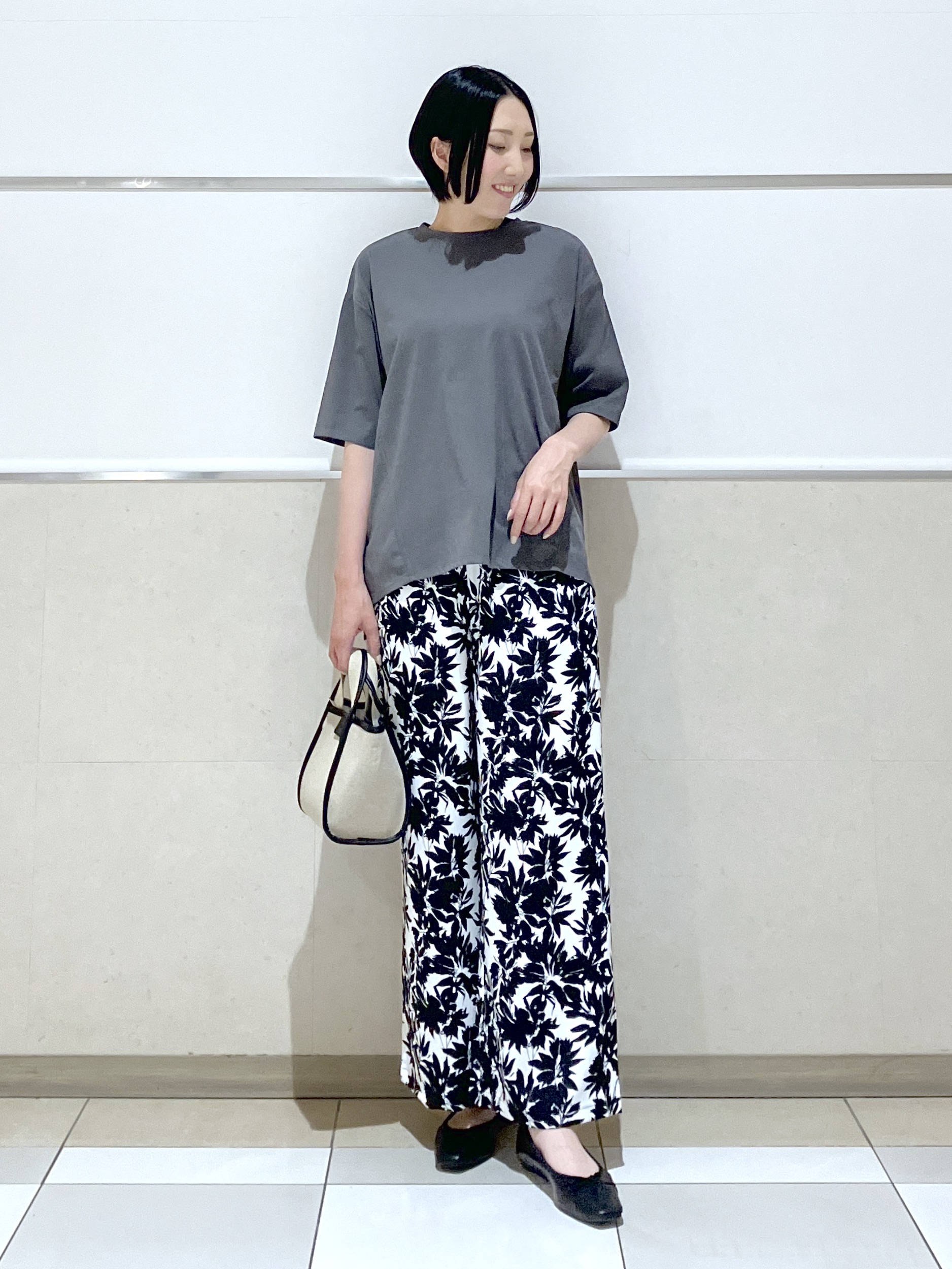 eriko さんの「Dessin｜【UVカット/接触冷感】プレーティングTシャツ」を使ったコーディネート