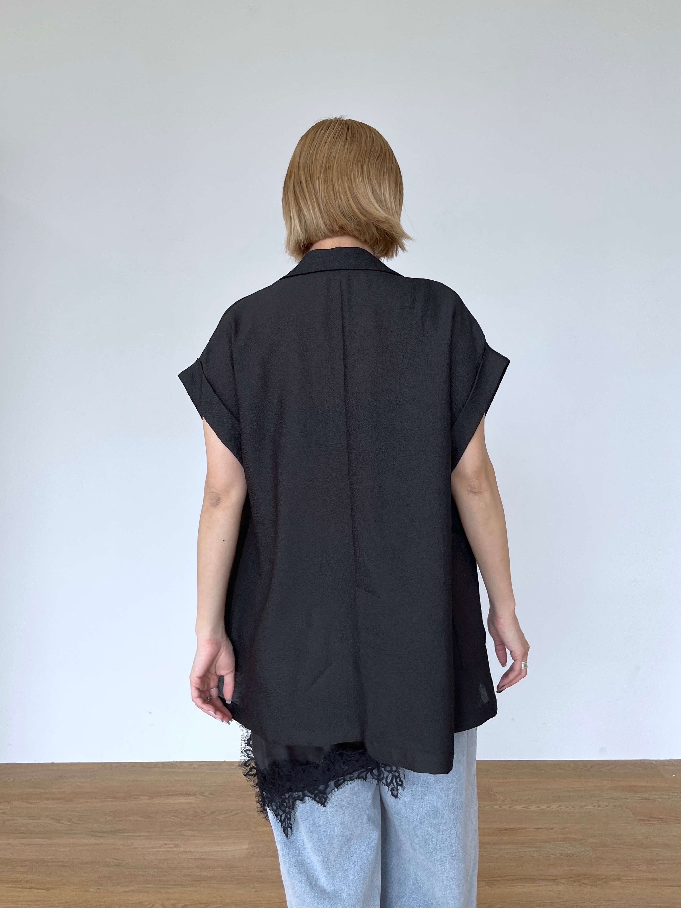 Harukaさんの「INDIVI｜ワッシャーシアー半袖ダブルジャケット」を使ったコーディネート