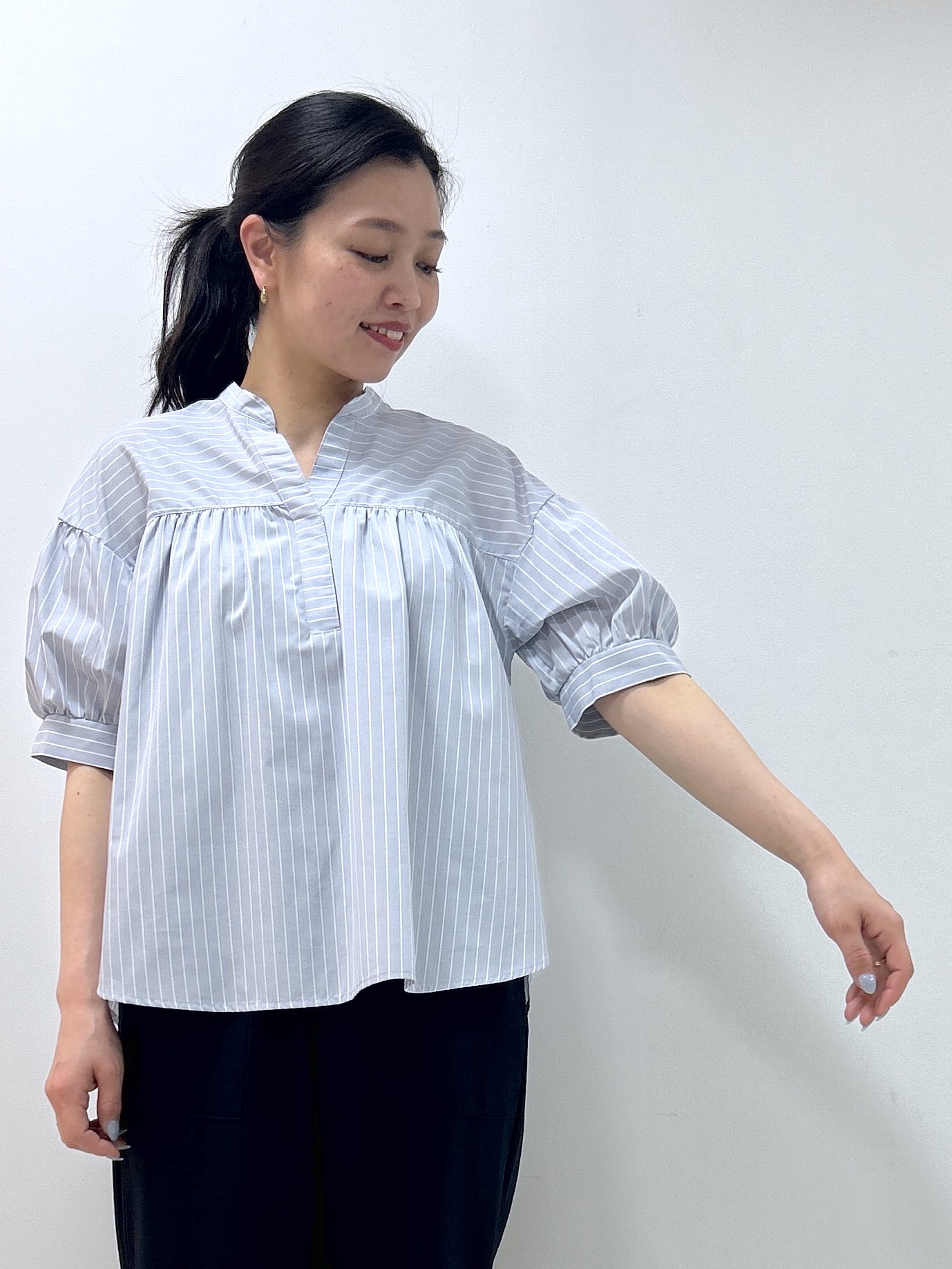 Kaiさんの「Dessin｜【洗える】ストライプスキッパーシャツ」を使ったコーディネート