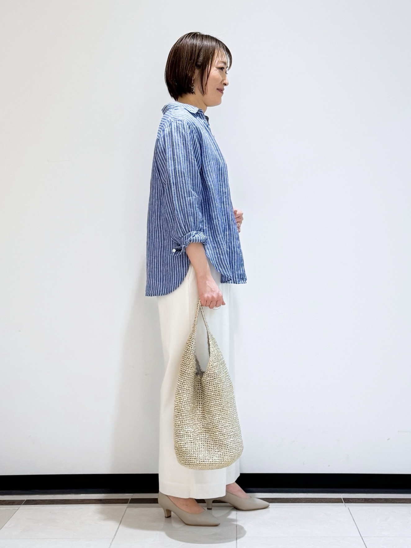 mikaさんの「INDIVI｜【接触冷感／2WAY】カシュクールリネンシャツ」を使ったコーディネート
