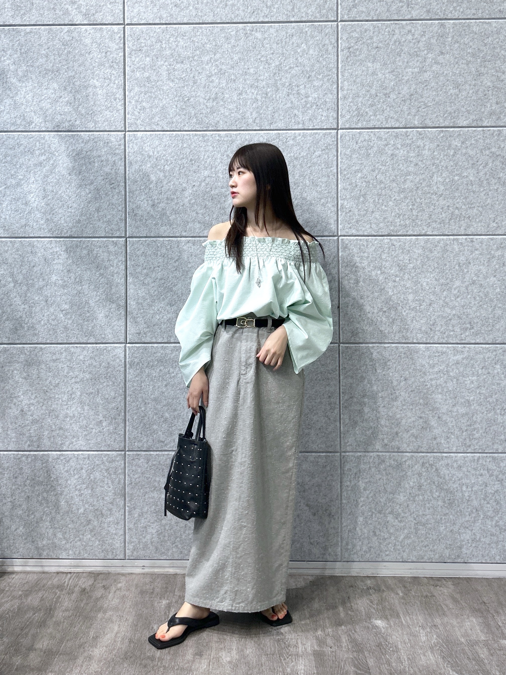 Renoさんの「INDIVI｜サッカーオフショルブラウス【再入荷／2WAY】」を使ったコーディネート